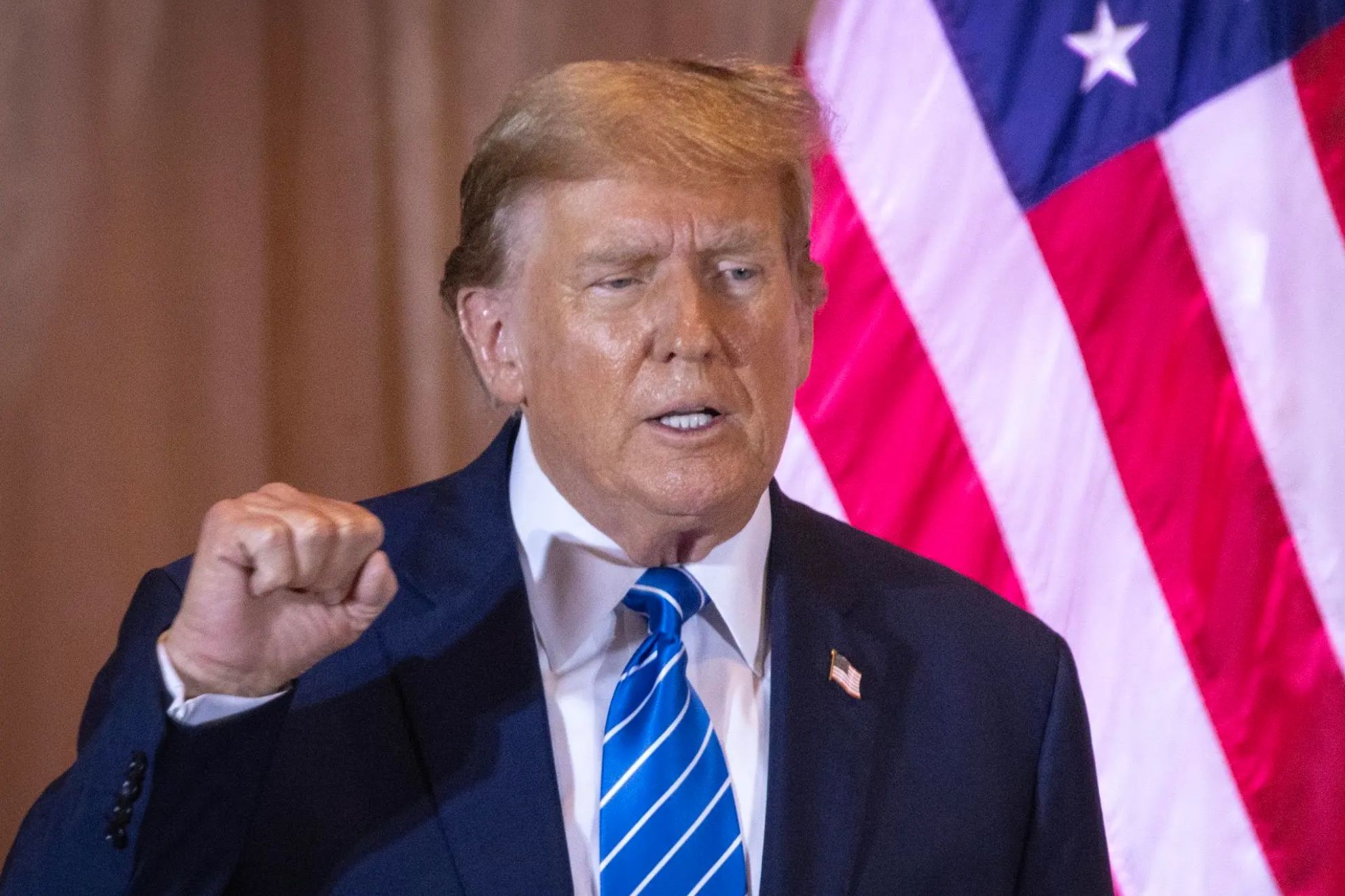 Which celebrities have decided to leave the United States after Donald Trumps victory?