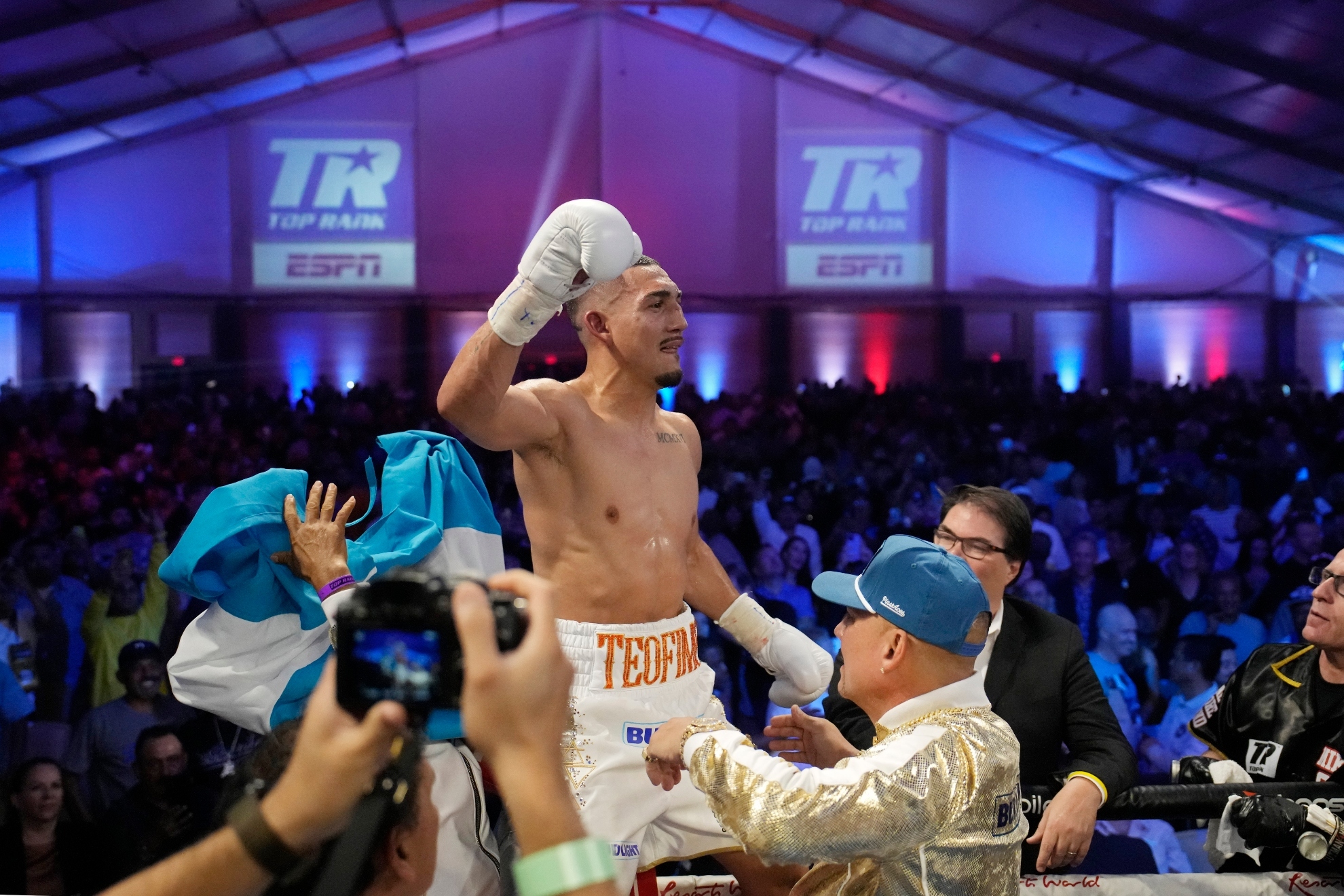 Teofimo Lopez celebrates after defeating Pedro Campa by TKO in a junior welterweight boxing match, Saturday, Aug. 13, 2022, in Las Vegas