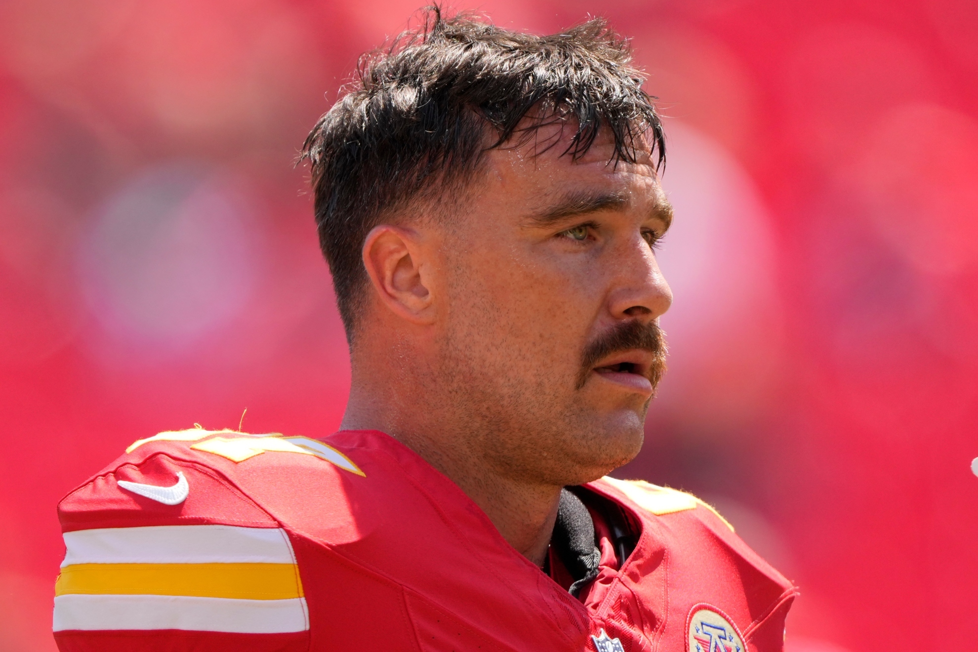 Kelce Devastated After Losing First Super Bowl Jersey in Home Burglary