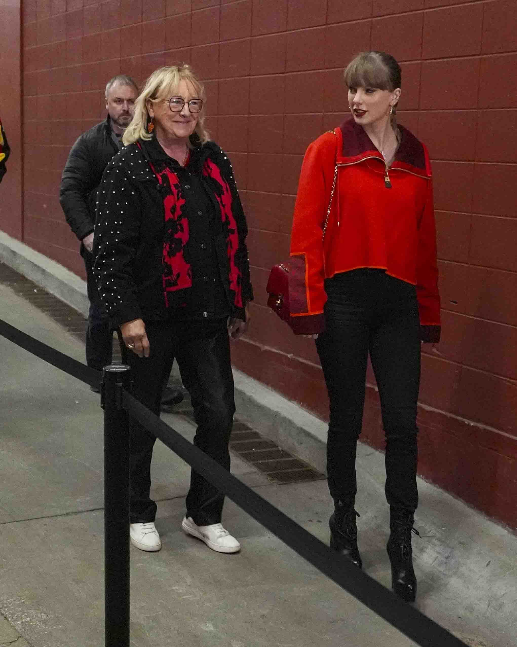 Donna Kelce and Taylor Swift