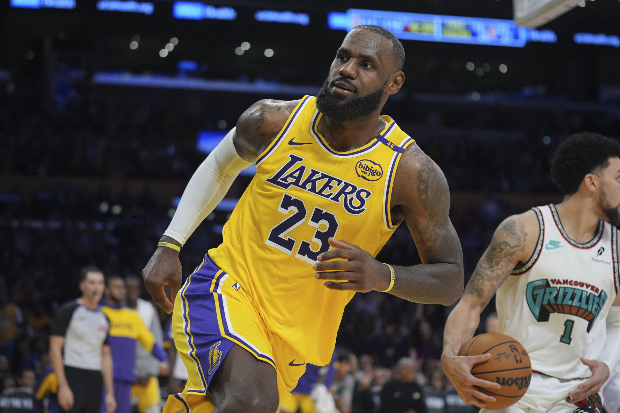 Los Angeles Lakers forward LeBron James (23) reacts after scoring