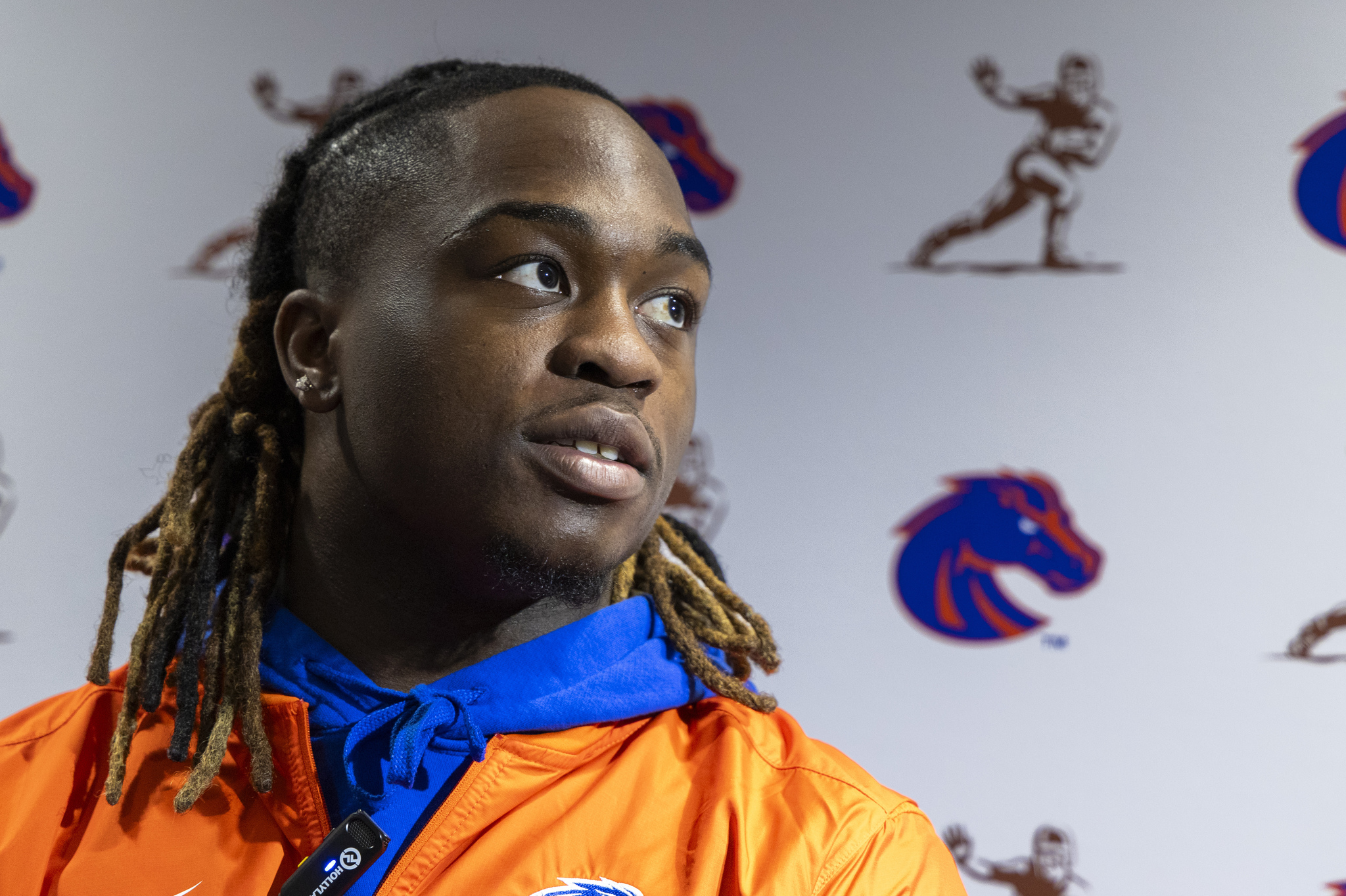 Heisman Trophy finalist  lt;HIT gt;Ashton lt;/HIT gt;  lt;HIT gt;Jeanty lt;/HIT gt;, of Boise State, speaks during a college football media availability, Friday, Dec. 13, 2024, in New York. (AP Photo/Corey Sipkin)