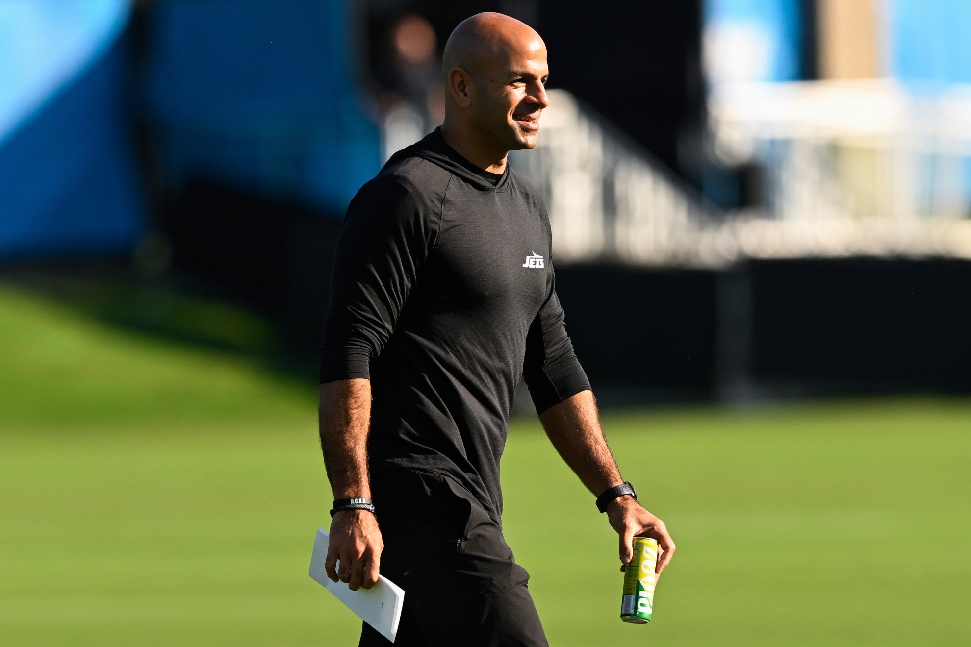 Robert Saleh during a New York Jets practice.