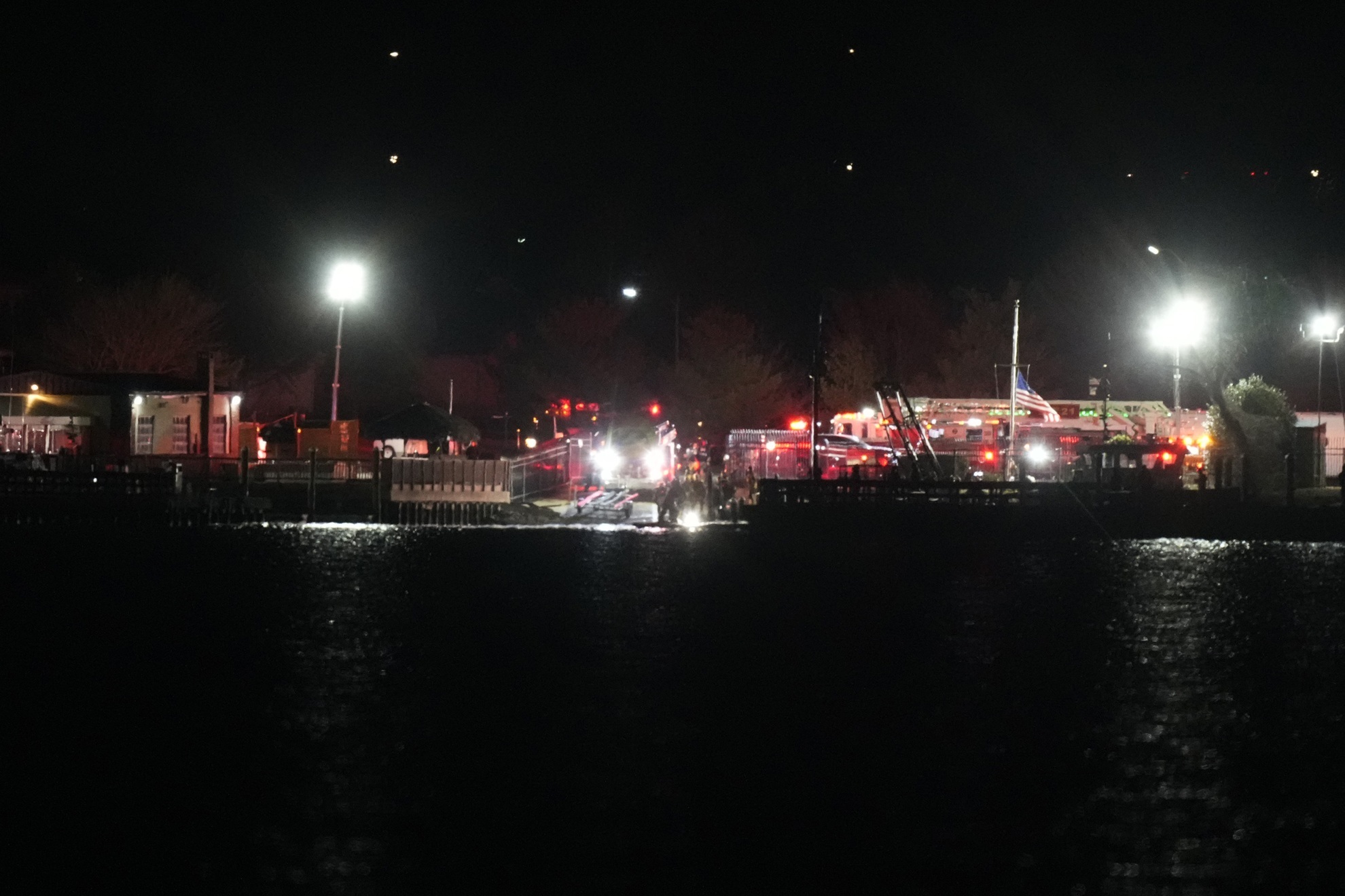 Washington DC plane crash video: Passenger plane collides with Army helicopter at Reagan Airport