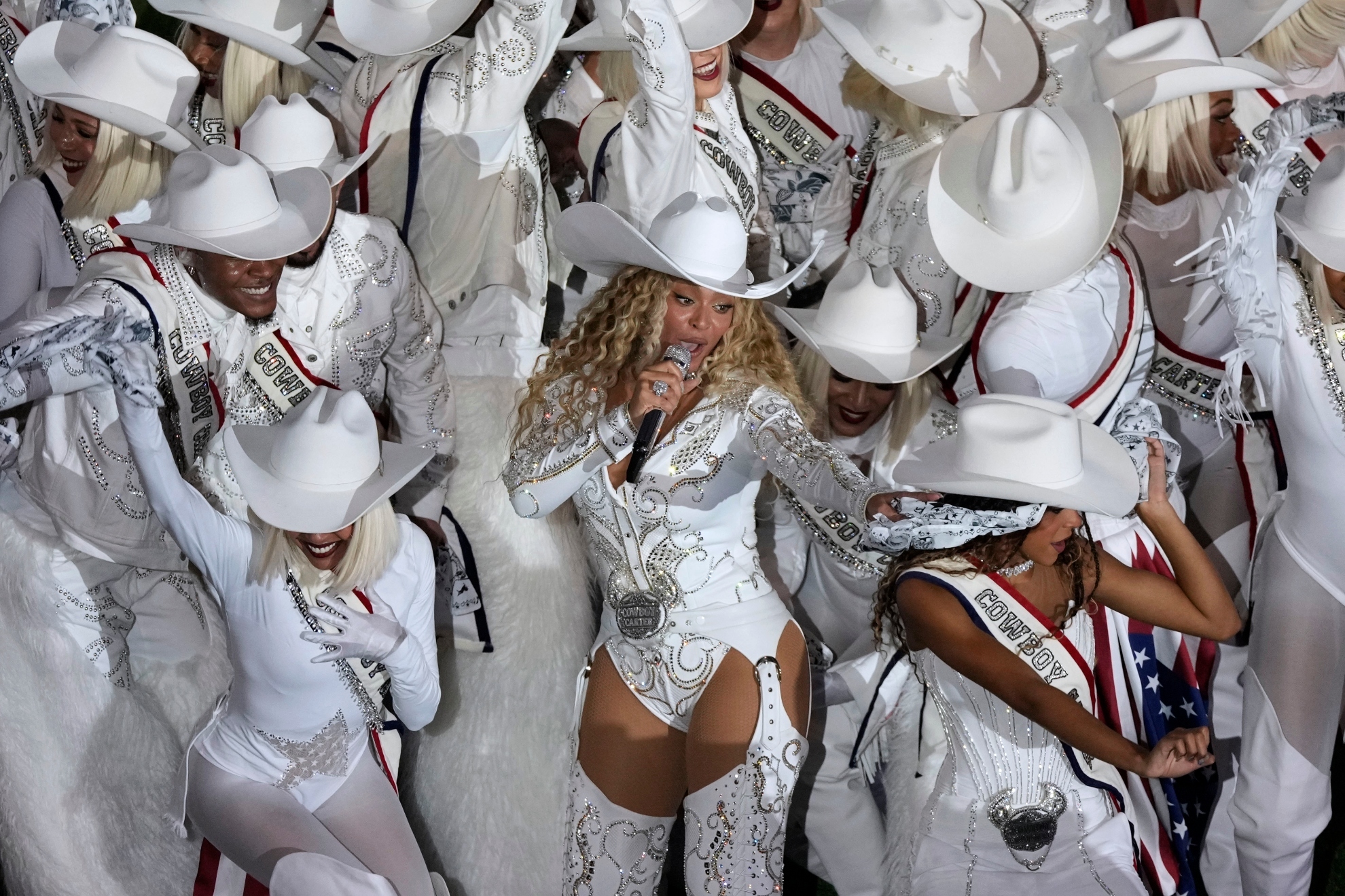 Beyonc� performs during halftime of an NFL football game between the Houston Texans and the Baltimore Ravens, Wednesday, Dec. 25, 2024, in Houston.