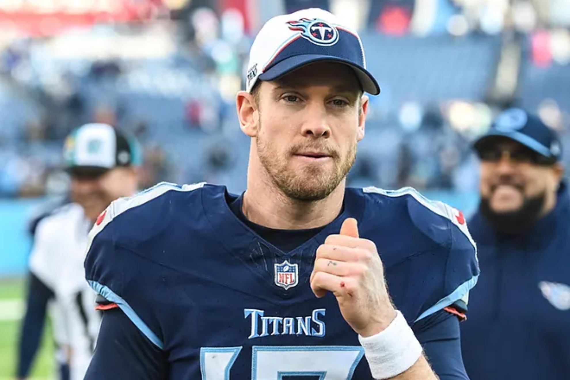 Vikings dont want to wait for Aaron Rodgers and negotiate a contract with veteran QB Ryan Tannehill