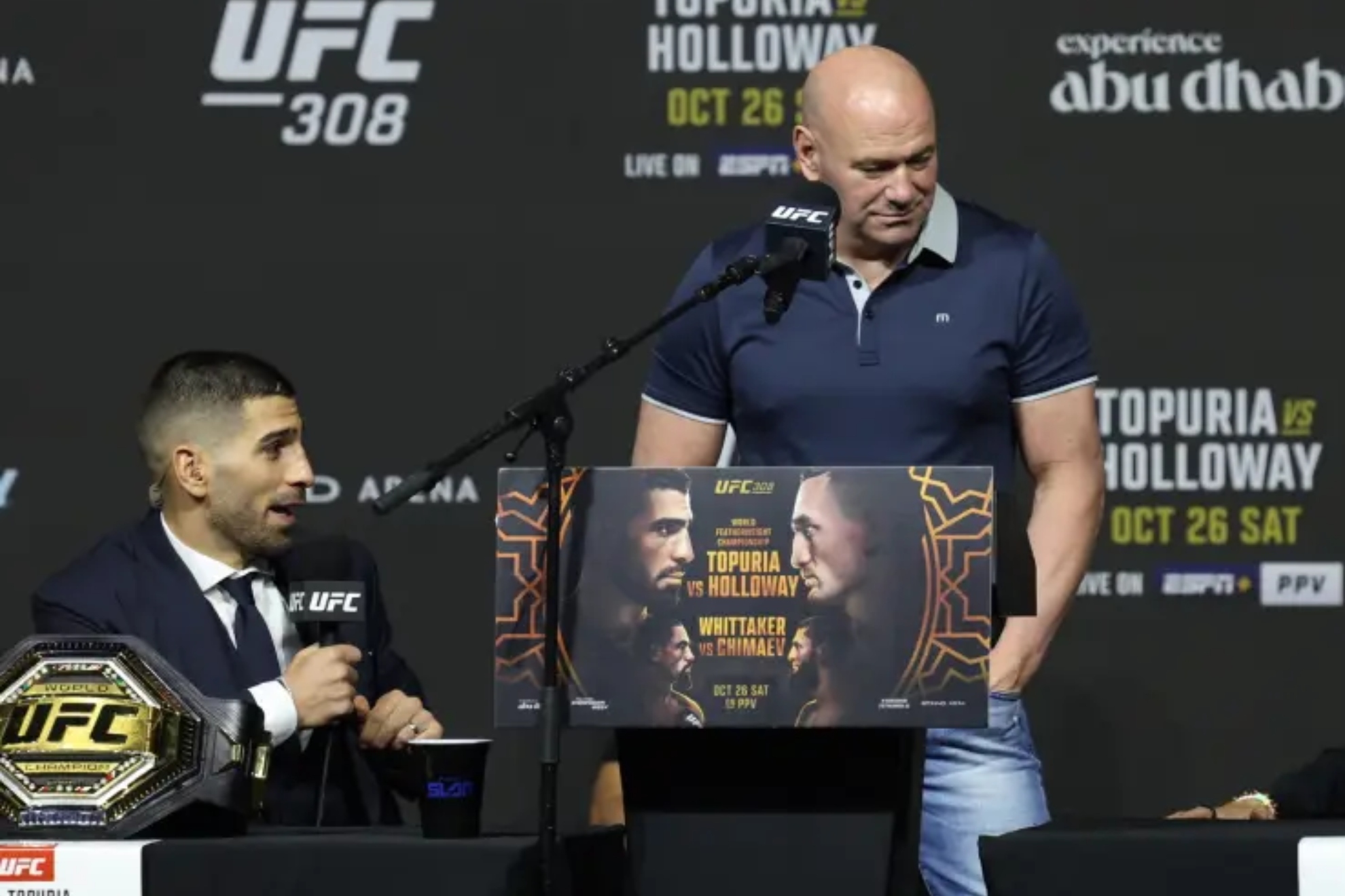 Ilia Topuria y Dana White, en UFC 308.