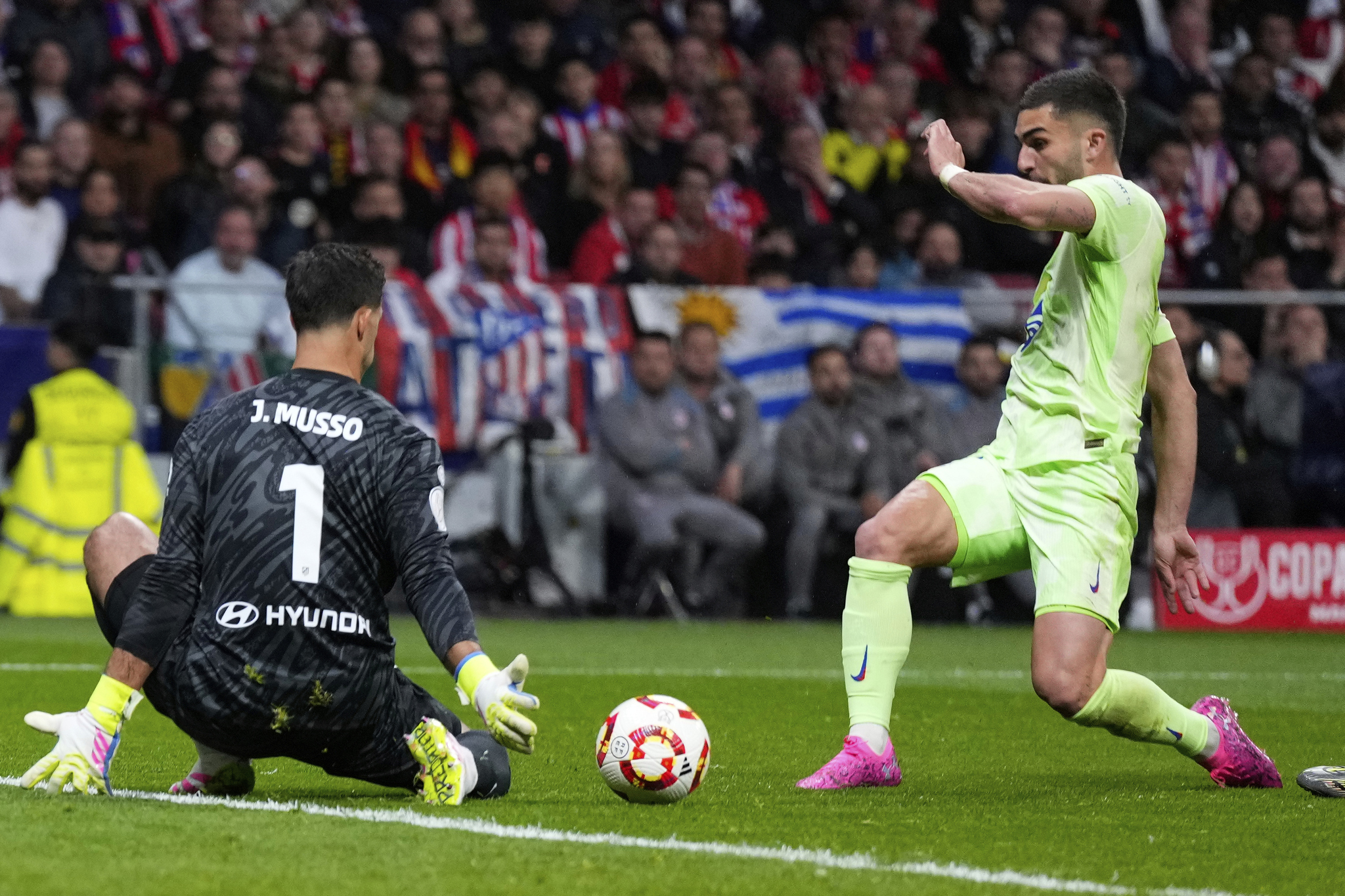 Atletico Madrid 0-1 Barcelona (Agg. 4-5): Goals and higlights - Copa ...