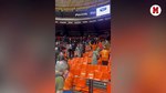 Tensión en la Fonteta al final entre jugadores del Hapoel y seguidores del Valencia