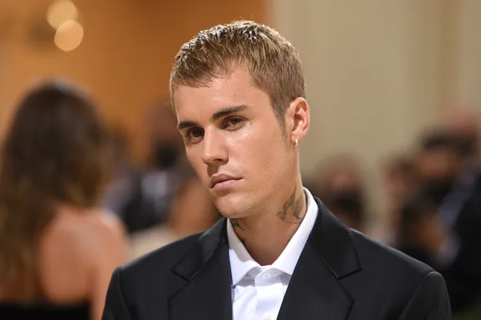 Did Justin Bieber mock ex Selena Gomezs engagement with Gollum meme?