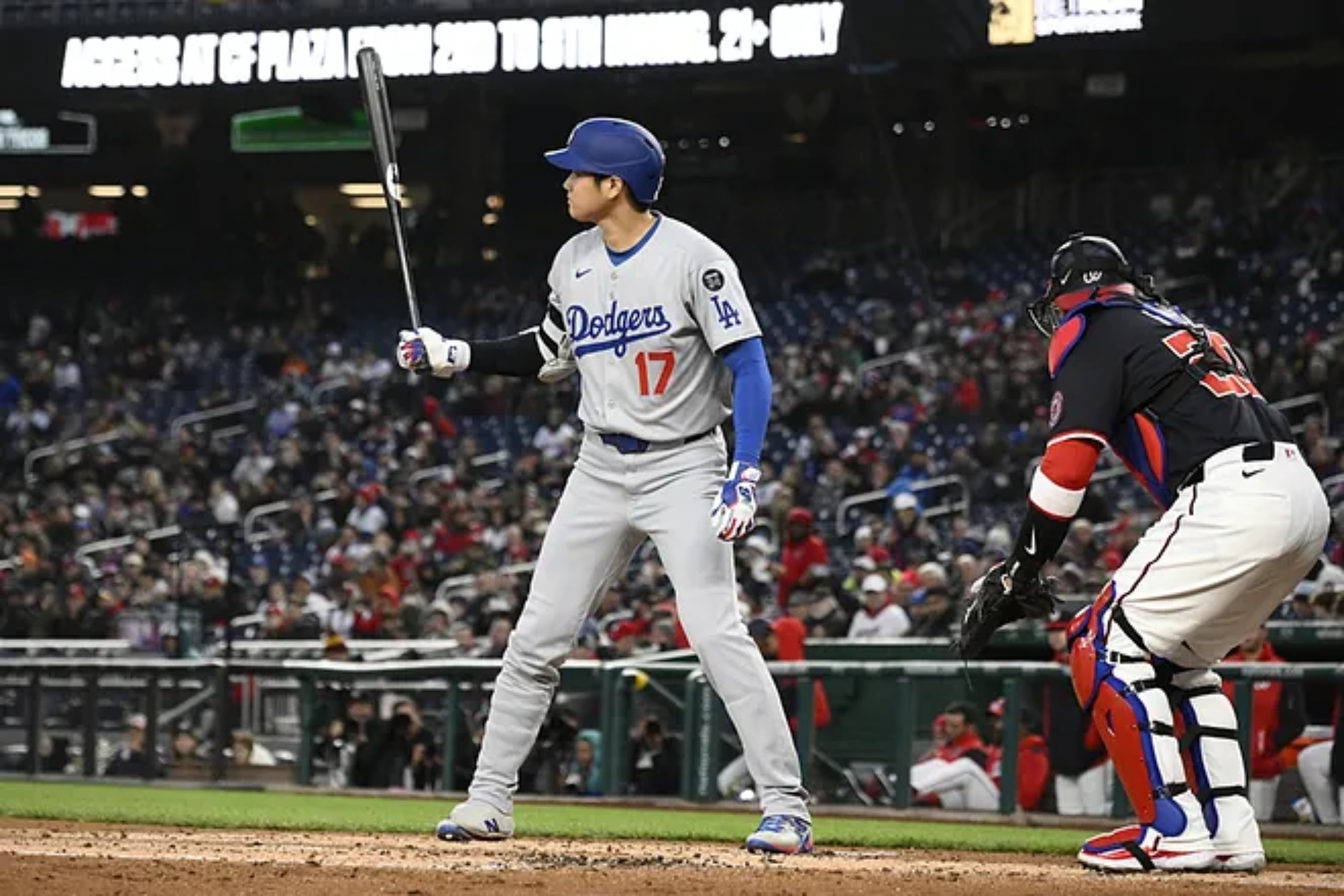 Shohei Ohtani sets aside his duties as a father to return to the Dodgers earlier than expected