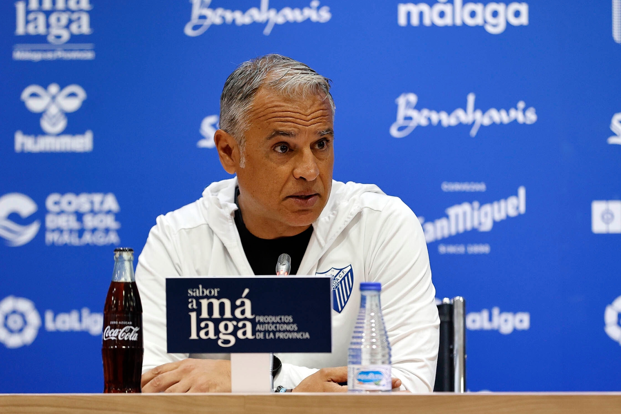 Ram�n Pellicer, entrenador del M�laga, en rueda de prensa