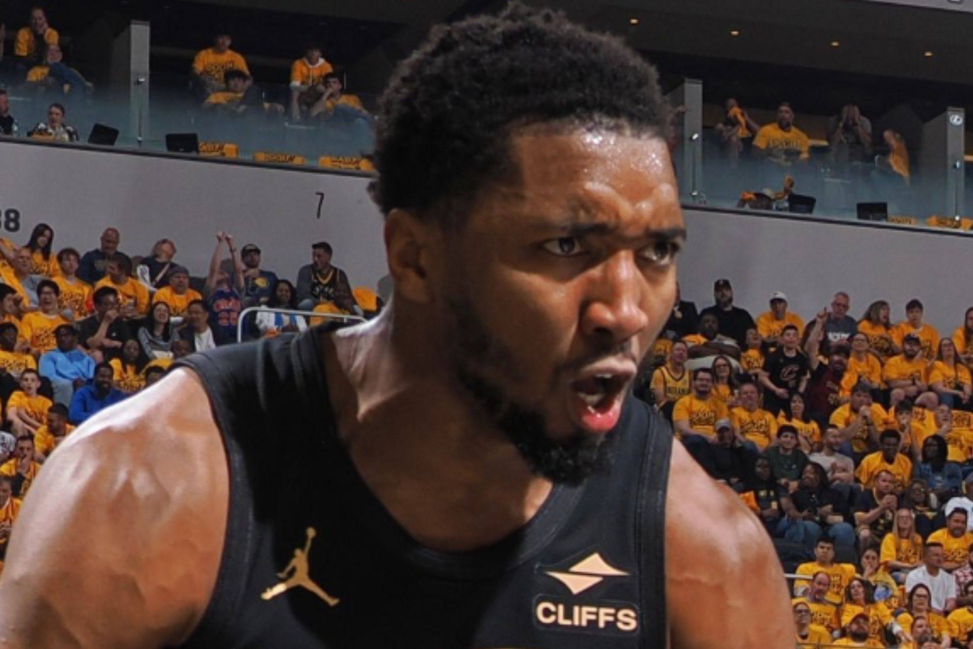 Michael Jordan is back in the NBA through this Donovan Mitchell move against the Pacers