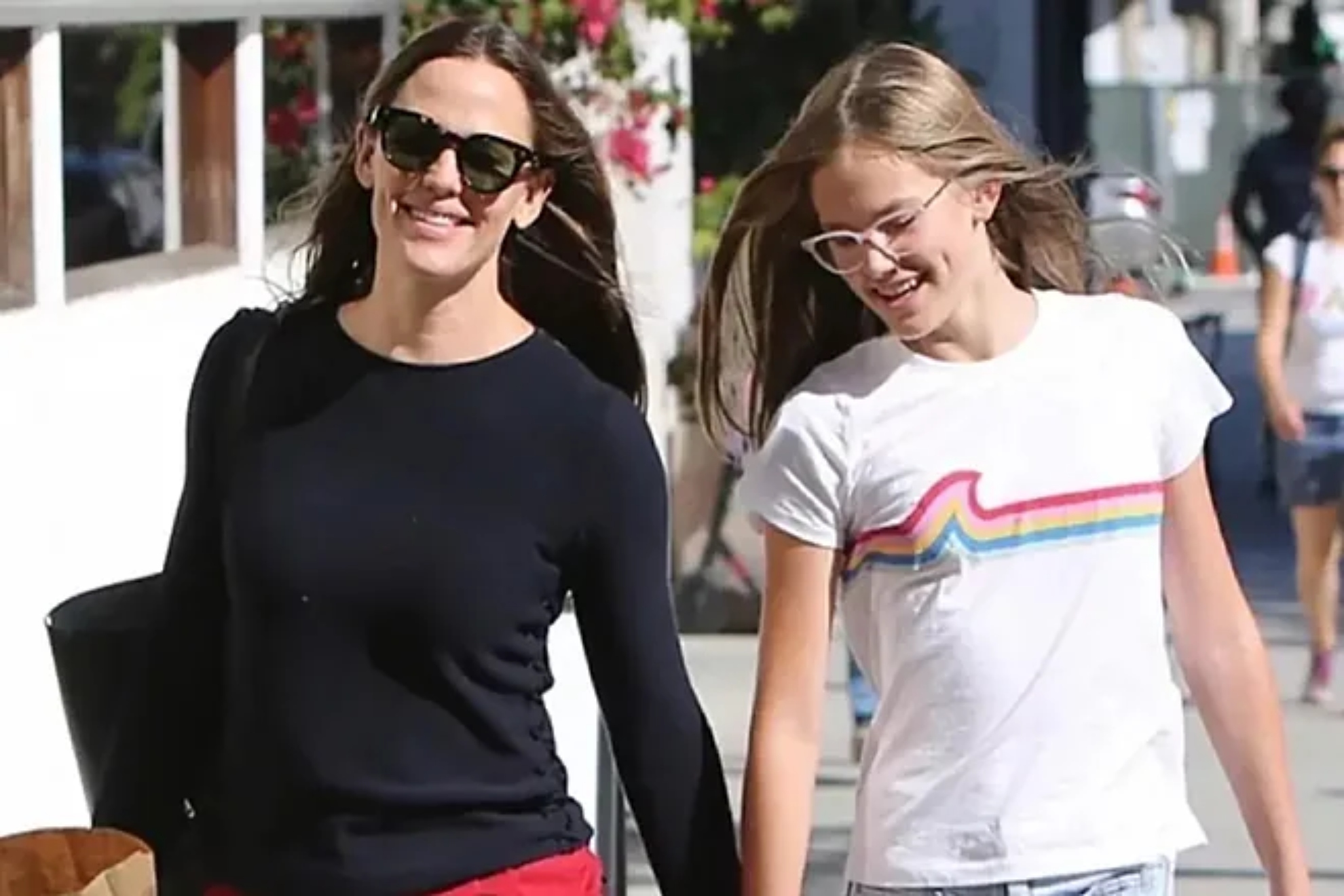 Violet Affleck details the fight she had with her mother, Jennifer Garner, while her Palisades neighborhood was on fire
