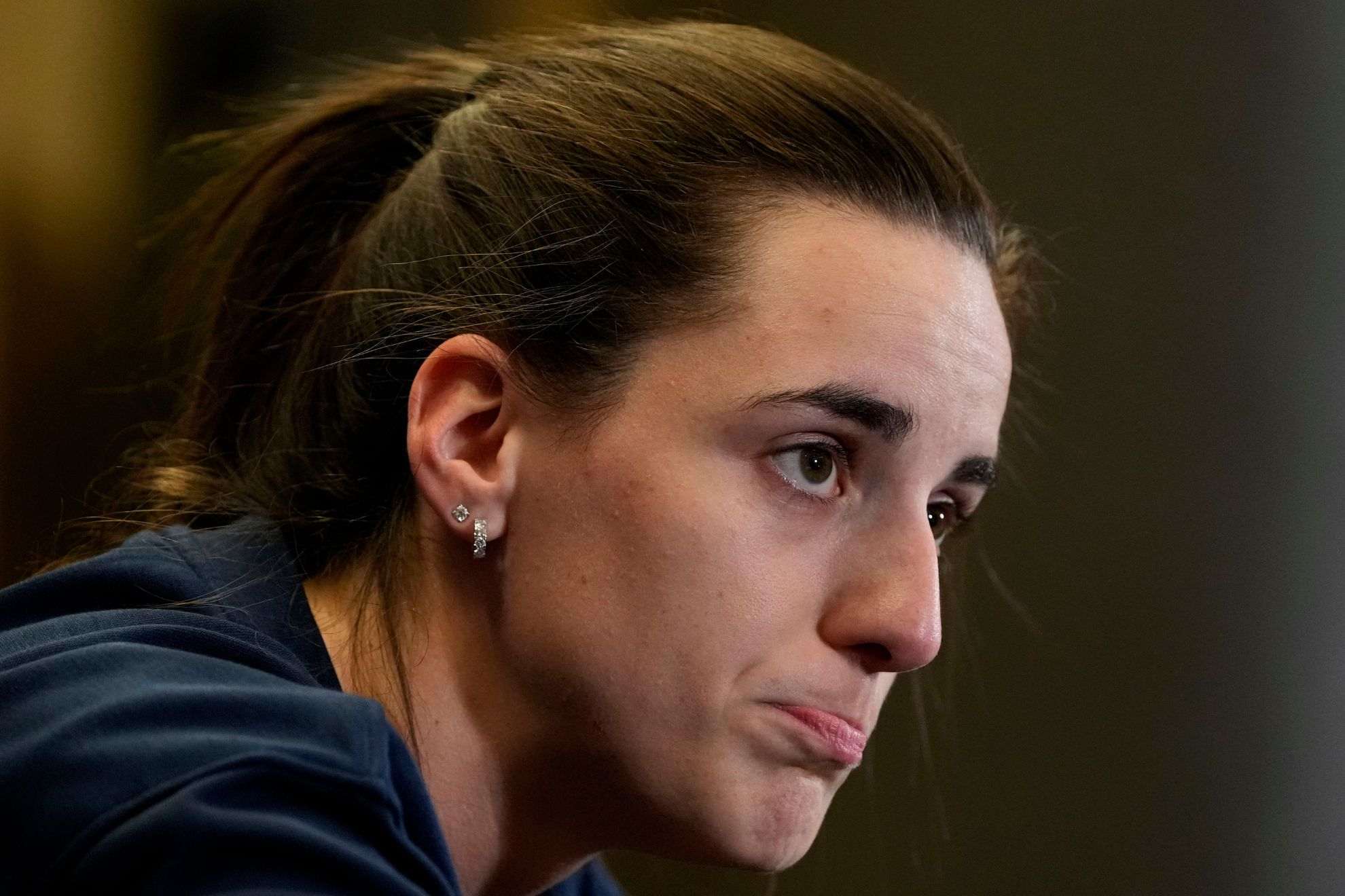 Caitlin Clark makes Brittney Griner cuss her out during a heated game