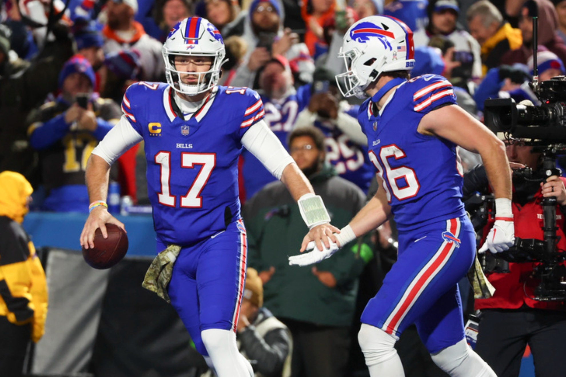 Josh Allen & Dalton Kincaid during the Bills 2024 NFL season
