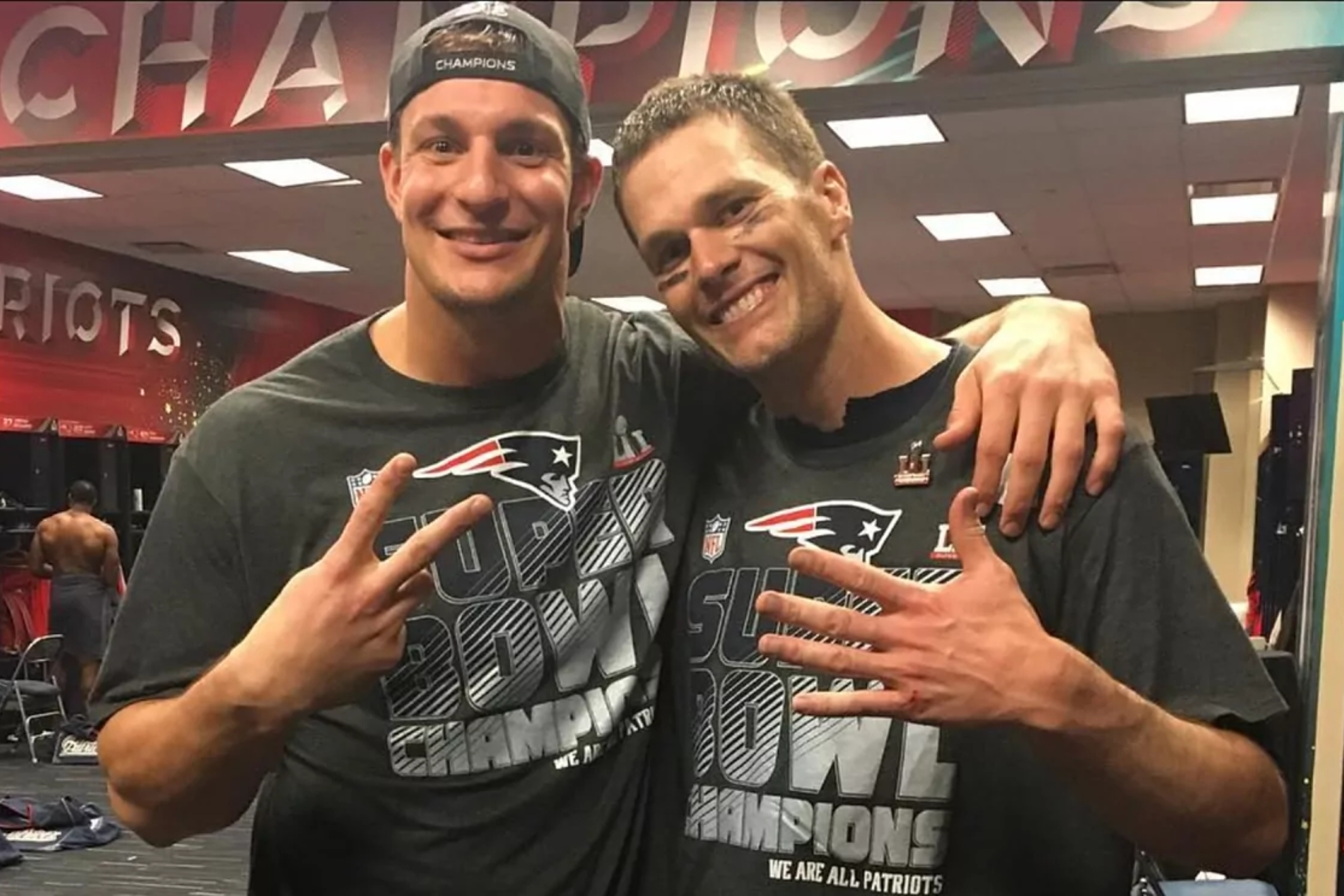 New pregnancy that could make Tom Brady happier: Rob Gronkowskis latest video sparks speculation