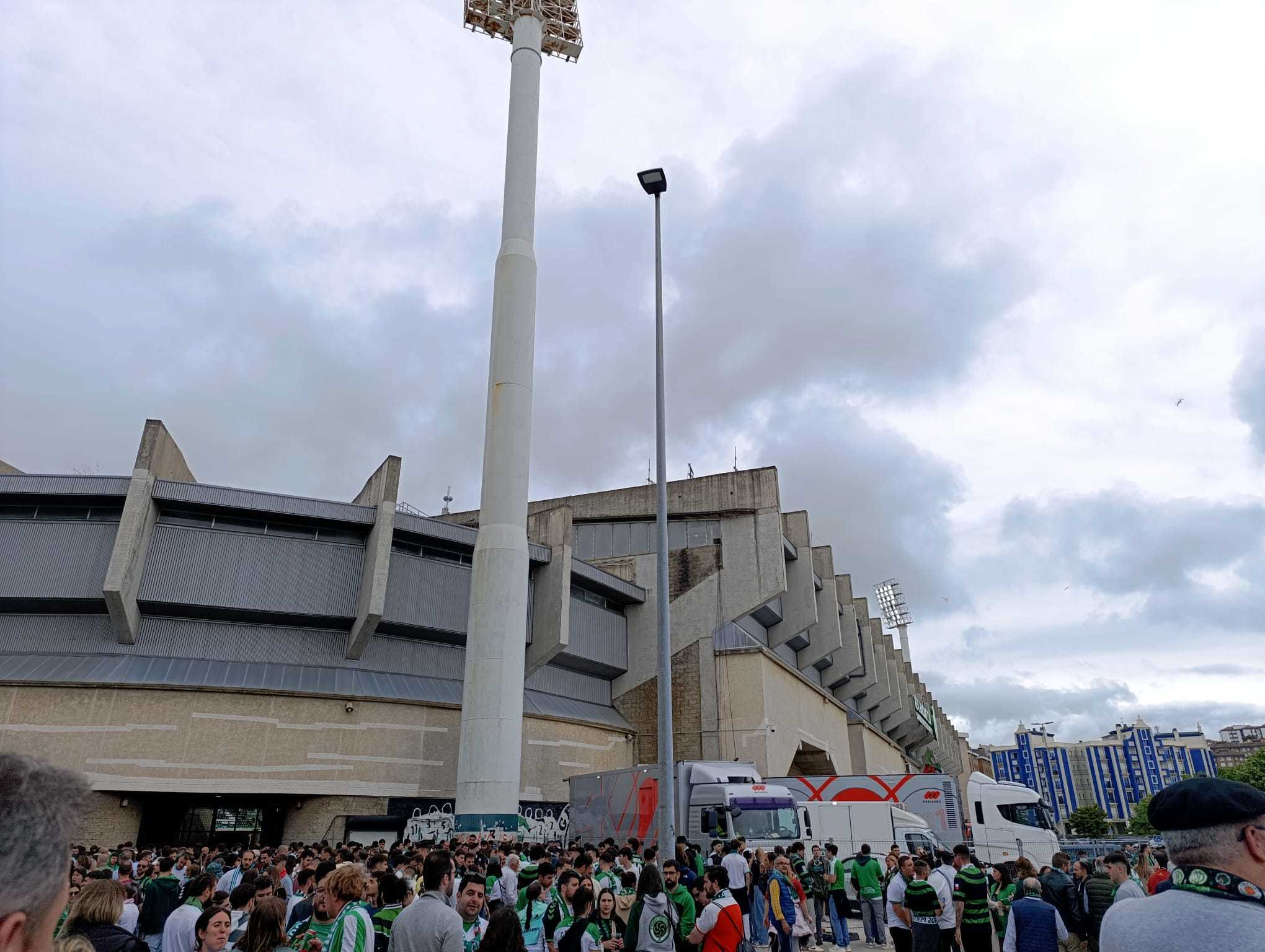Racing Santander - Granada en directo | LaLiga Hypermotion hoy en vivo