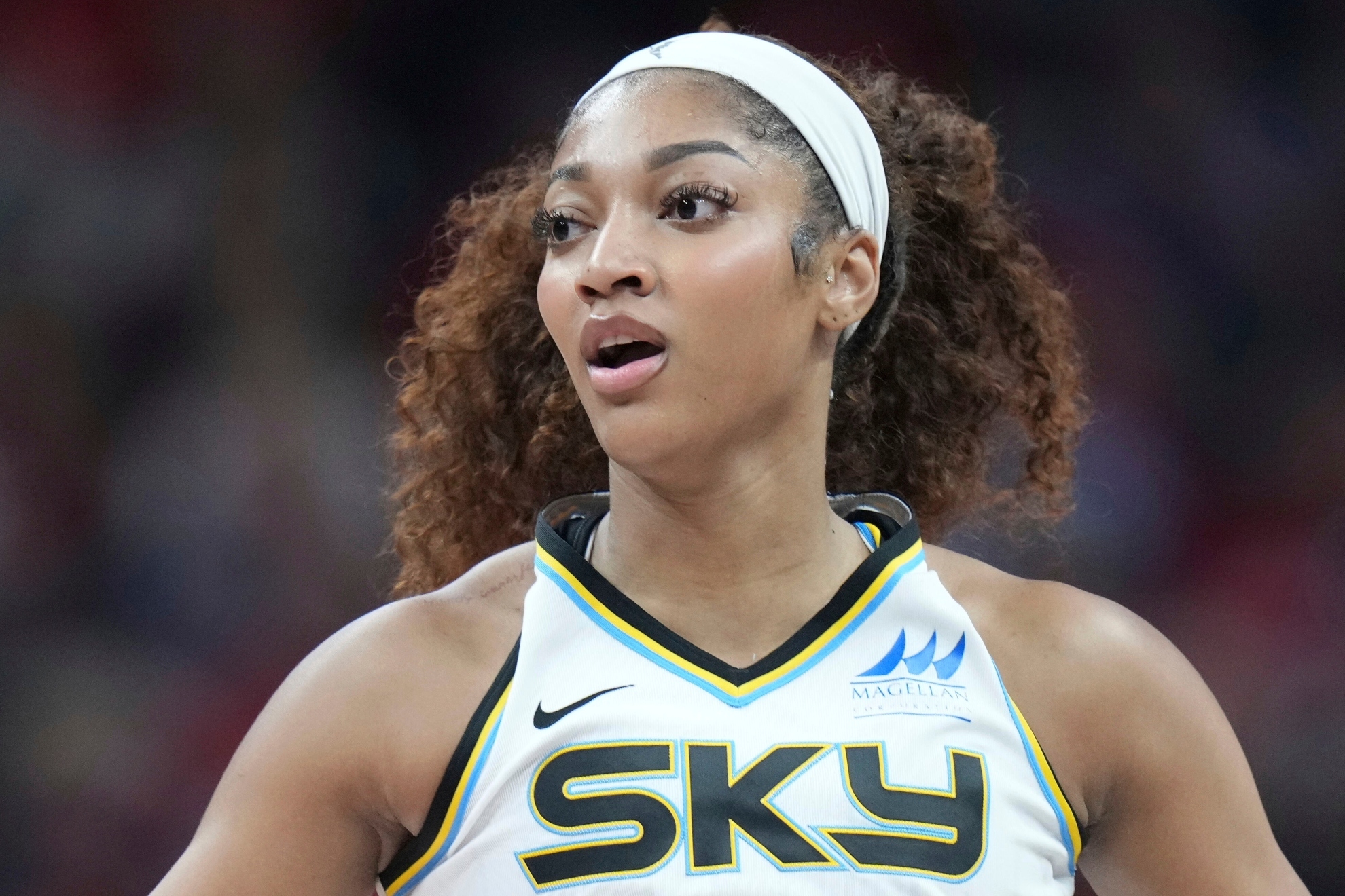 Angel Reeses Titanic Hug with Brittney Sykes Breaks the Internet - and Chicagos Heart