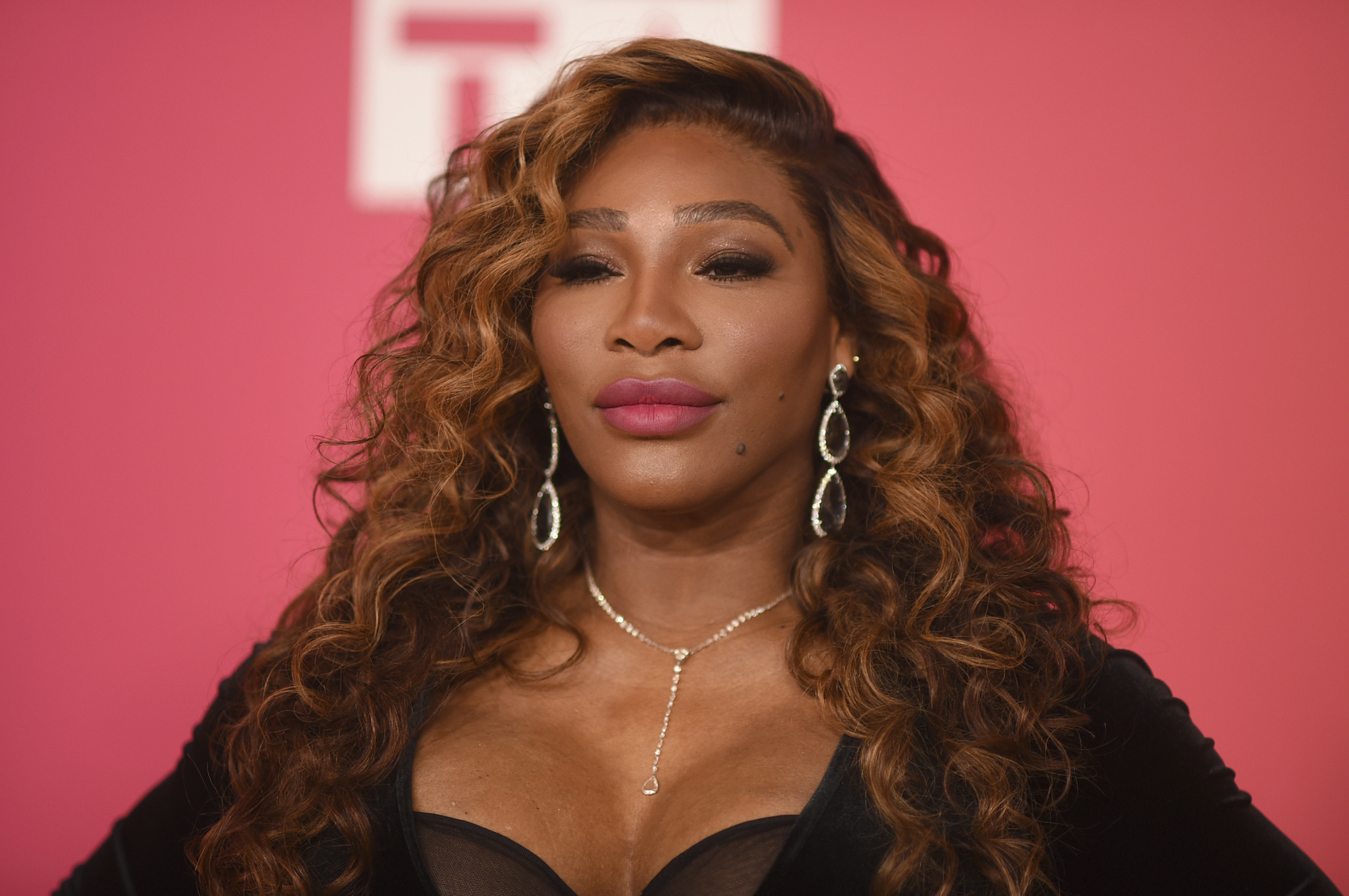 Serena Williams calls husband Alexis Ohanian the GOAT investor for womens sports revolution