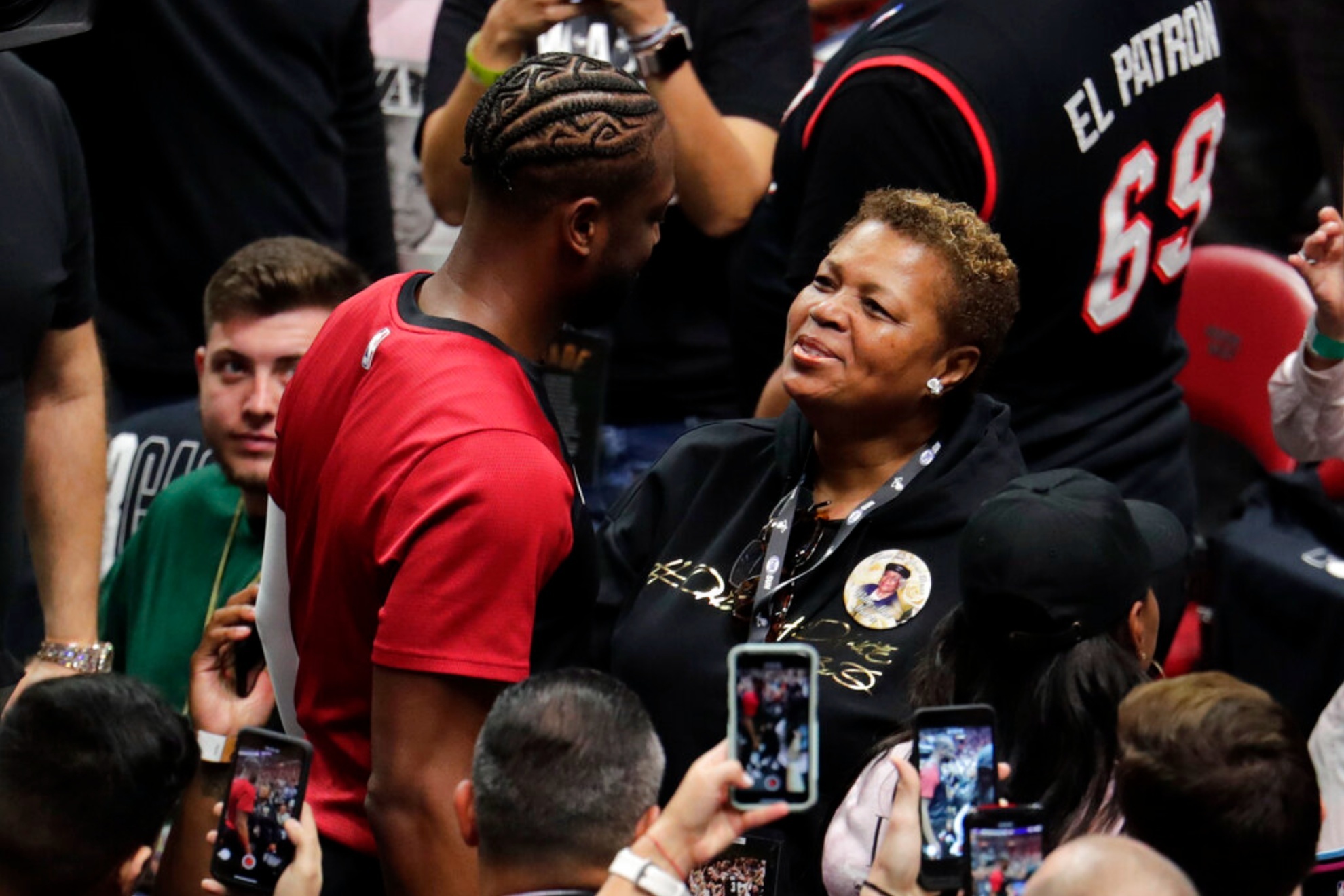JoLinda was front and center at Dwyane Wades farewell to basketball.