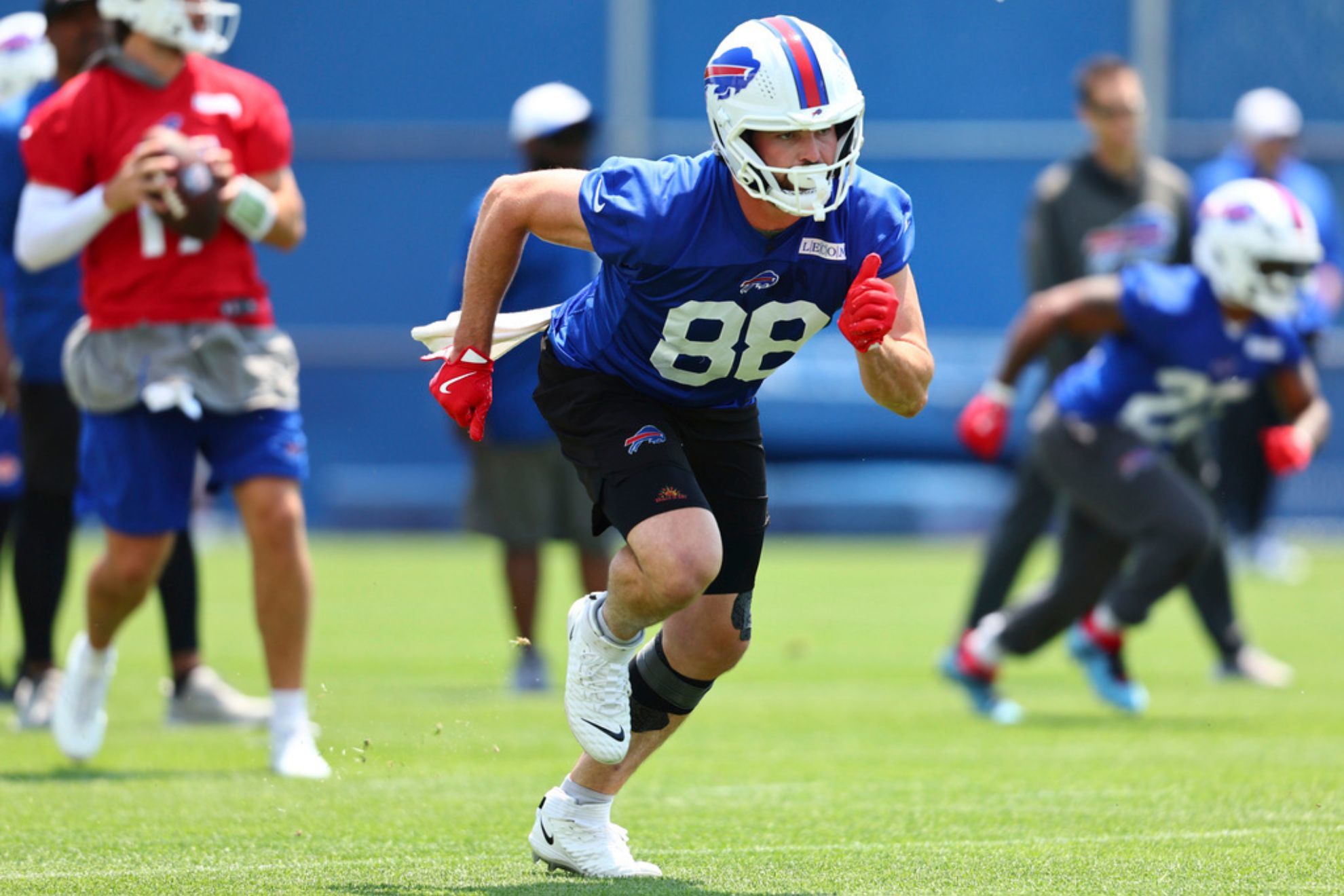 Buffalo Bills tight end Dawson Knox runs a drill during practice at NFL football minicamp in Orchard Park