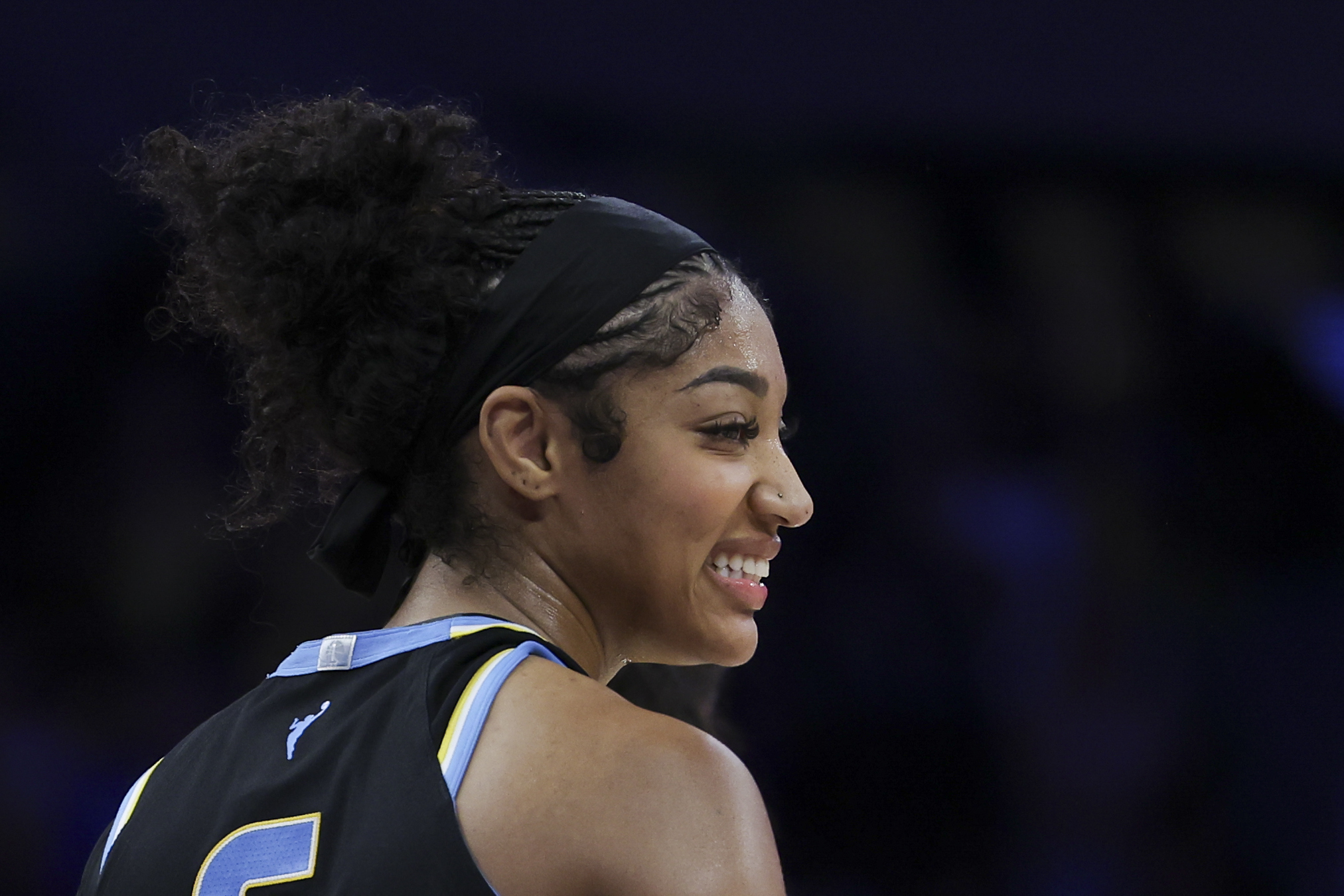 Cameras catch Angel Reeses interaction with Mercury players after Skys eighth straight defeat