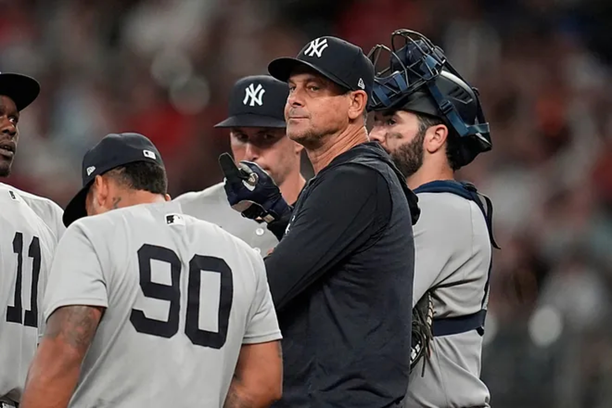 Aaron Boone wont betray the Yankees locker room