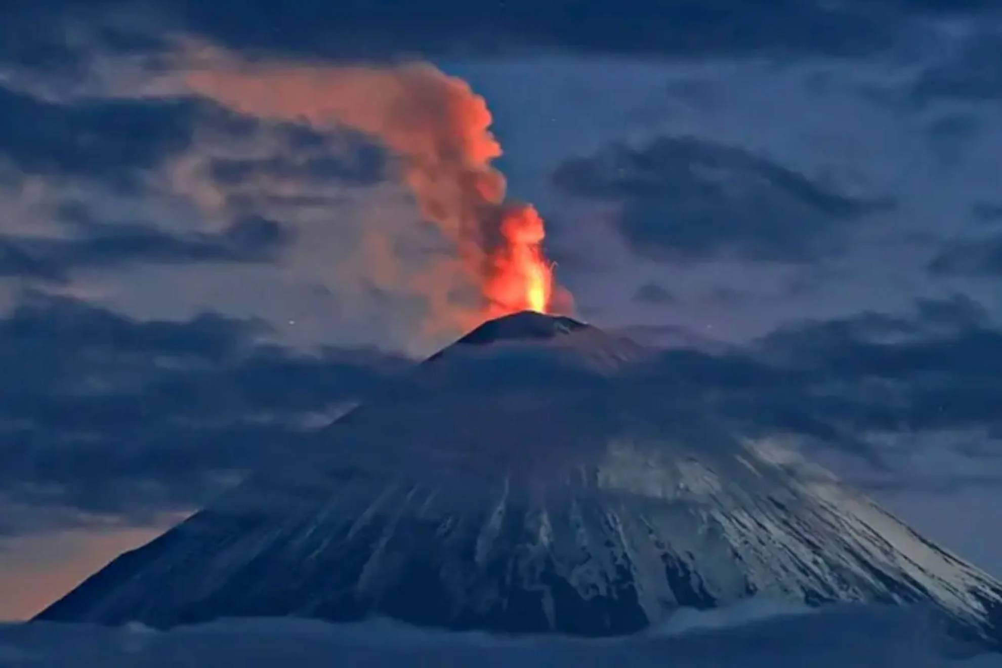 It erupted in 2023, but scientists did not imagine it would be so devastating: a Russian volcano created two devils horns