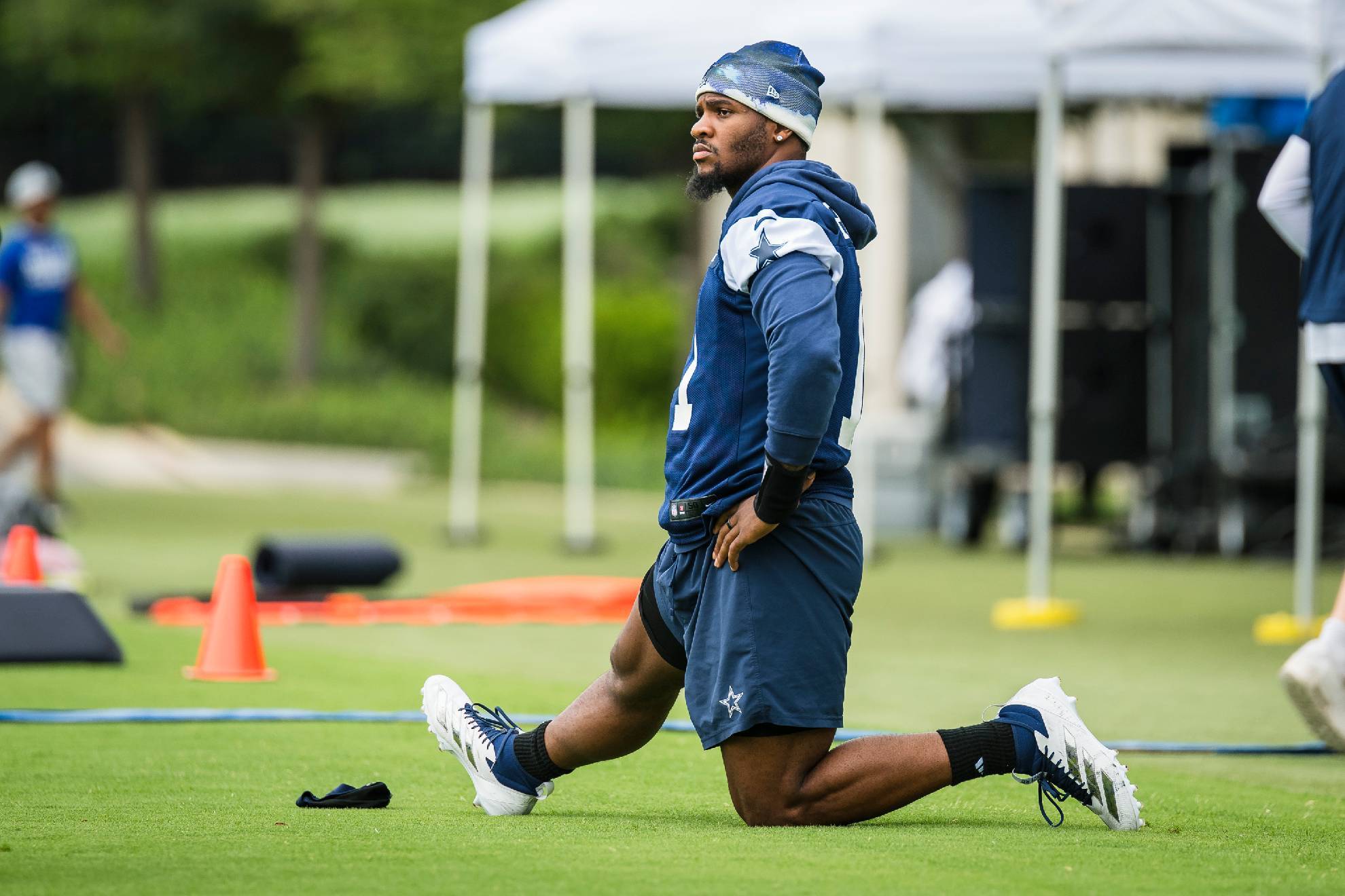 Micah Parsons future is away from the Dallas Cowboys; a rift between the player and Jerry Jones