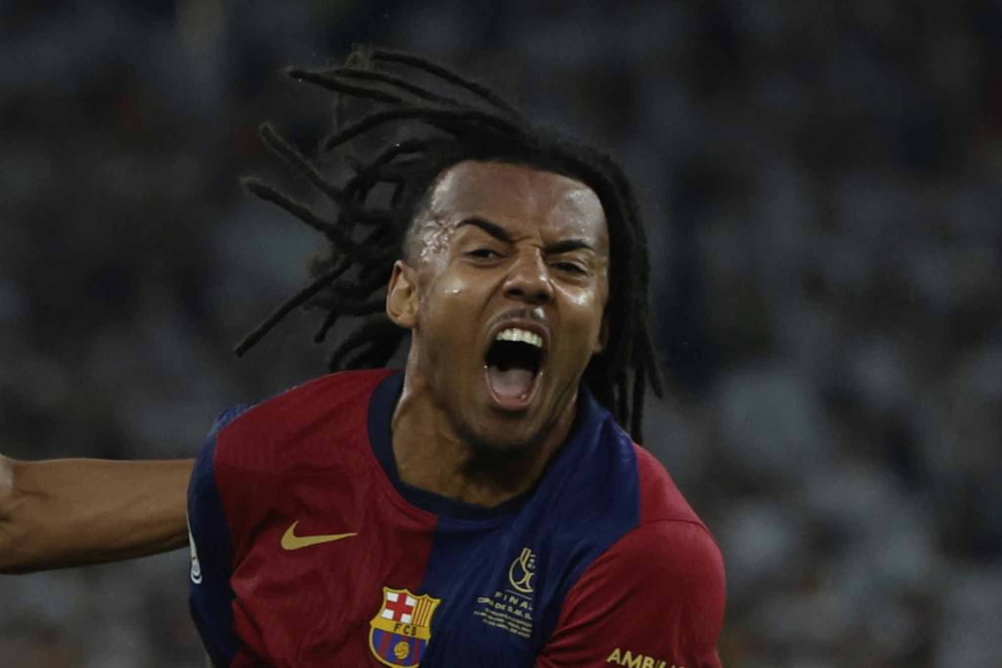 Koundé, oídos sordos a las ofertas: está a un paso de hacer historia con el Barça