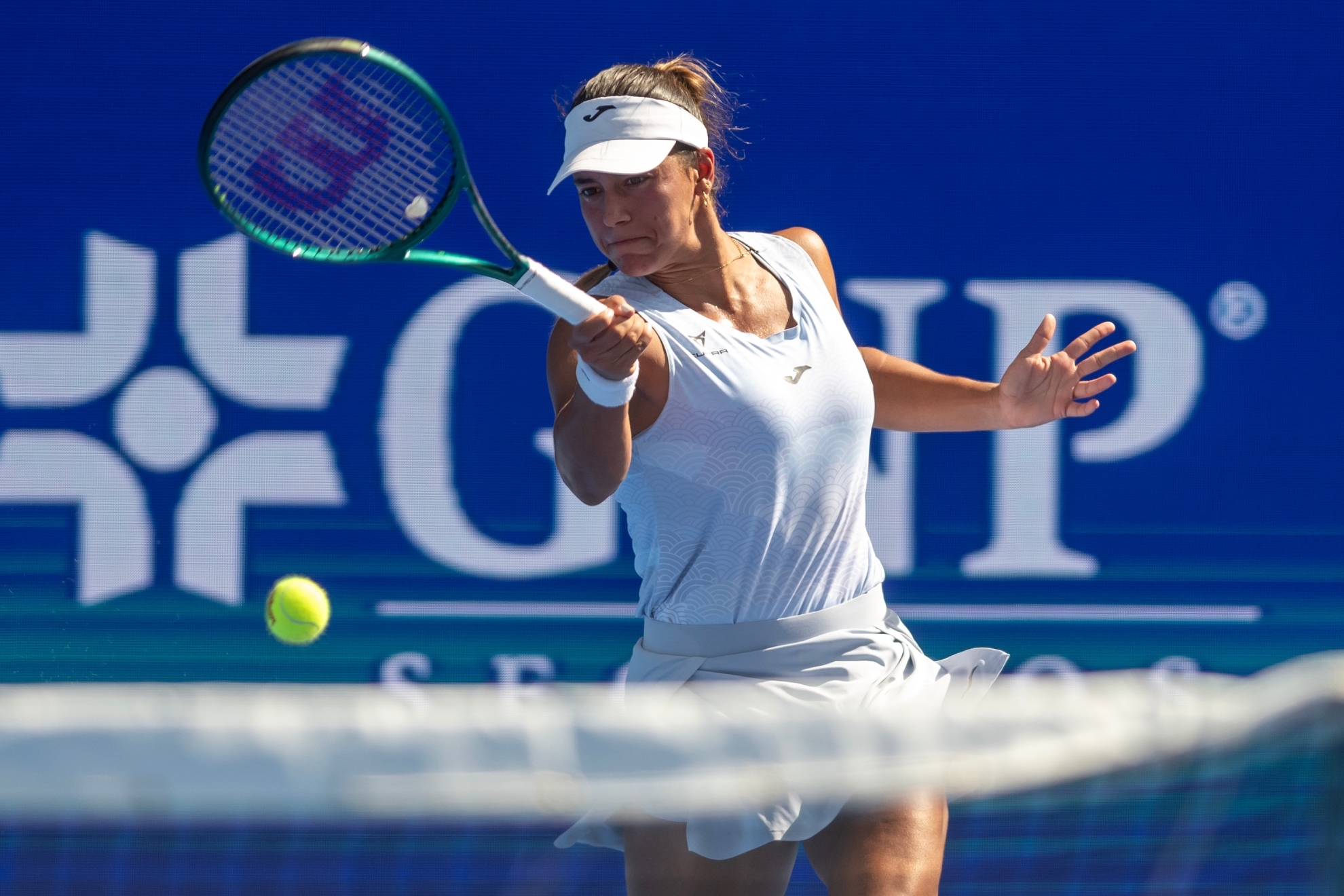 Bouzas supera la primera ronda en Nottingham
