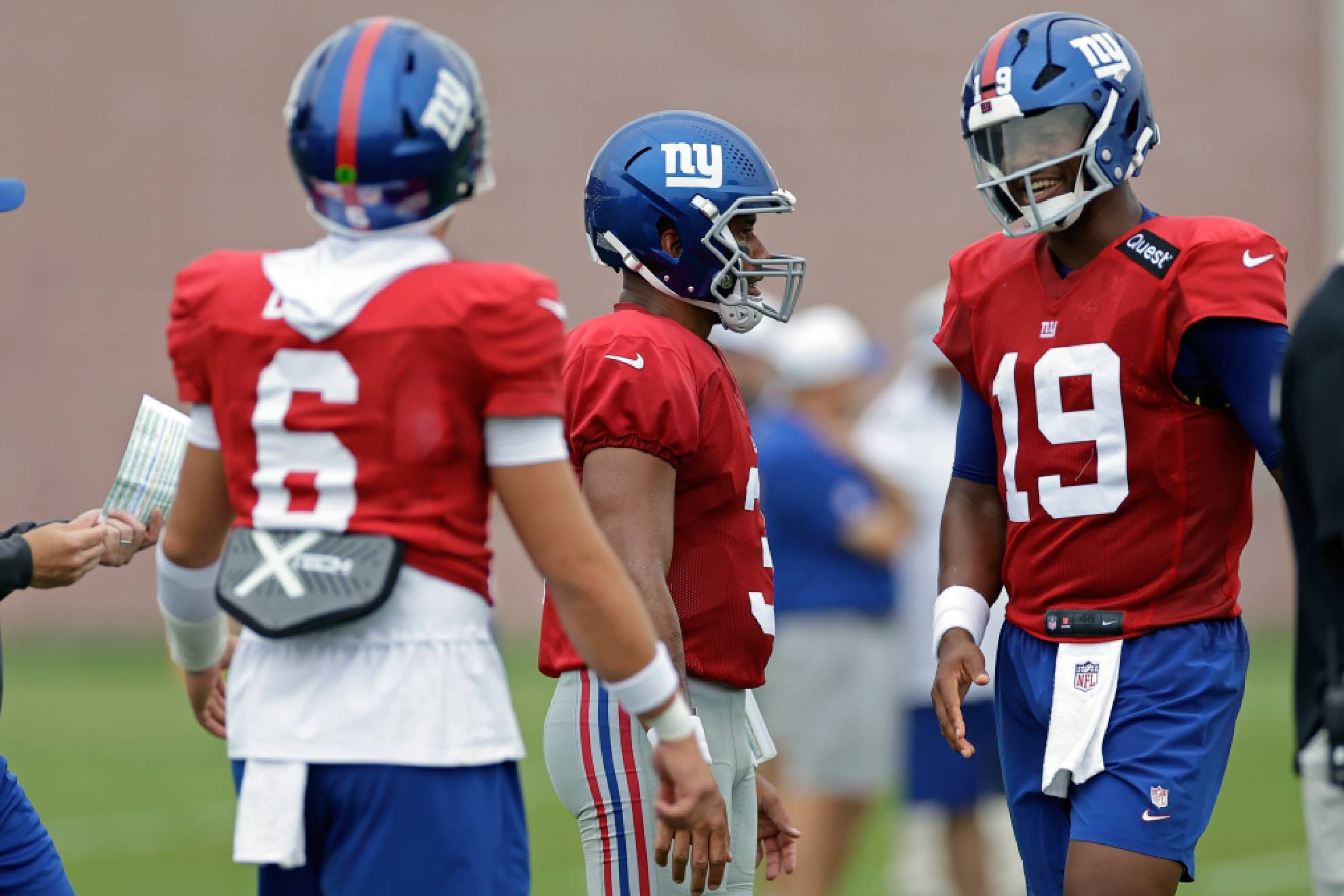 It seems that at the New York Giants camp, the relationship between Jaxson Dart and Jameis Winston has broken down