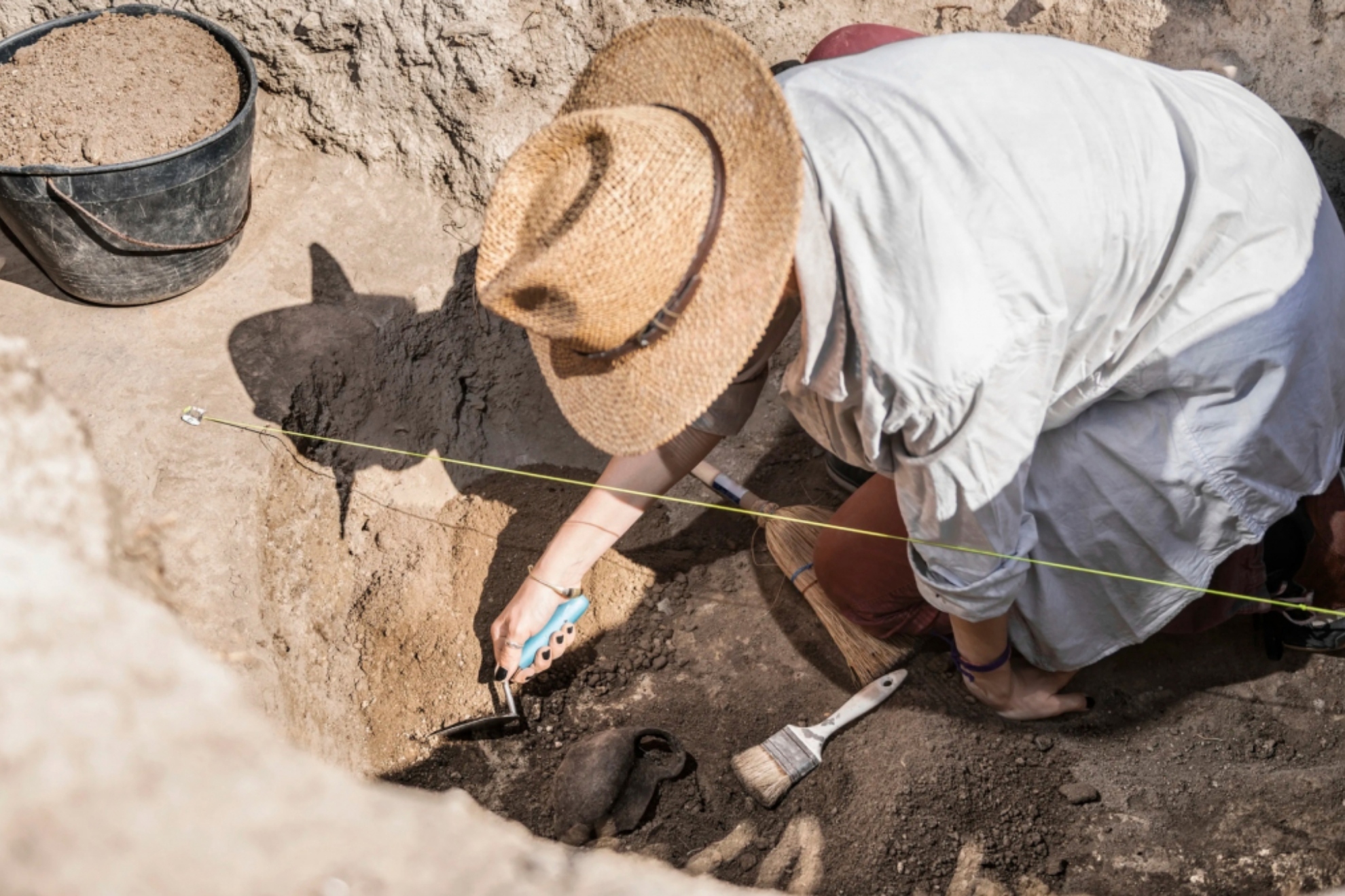 Archaeological discovery of great relevance in Peru: 3,800-year-old figurine depicting two frogs unearthed