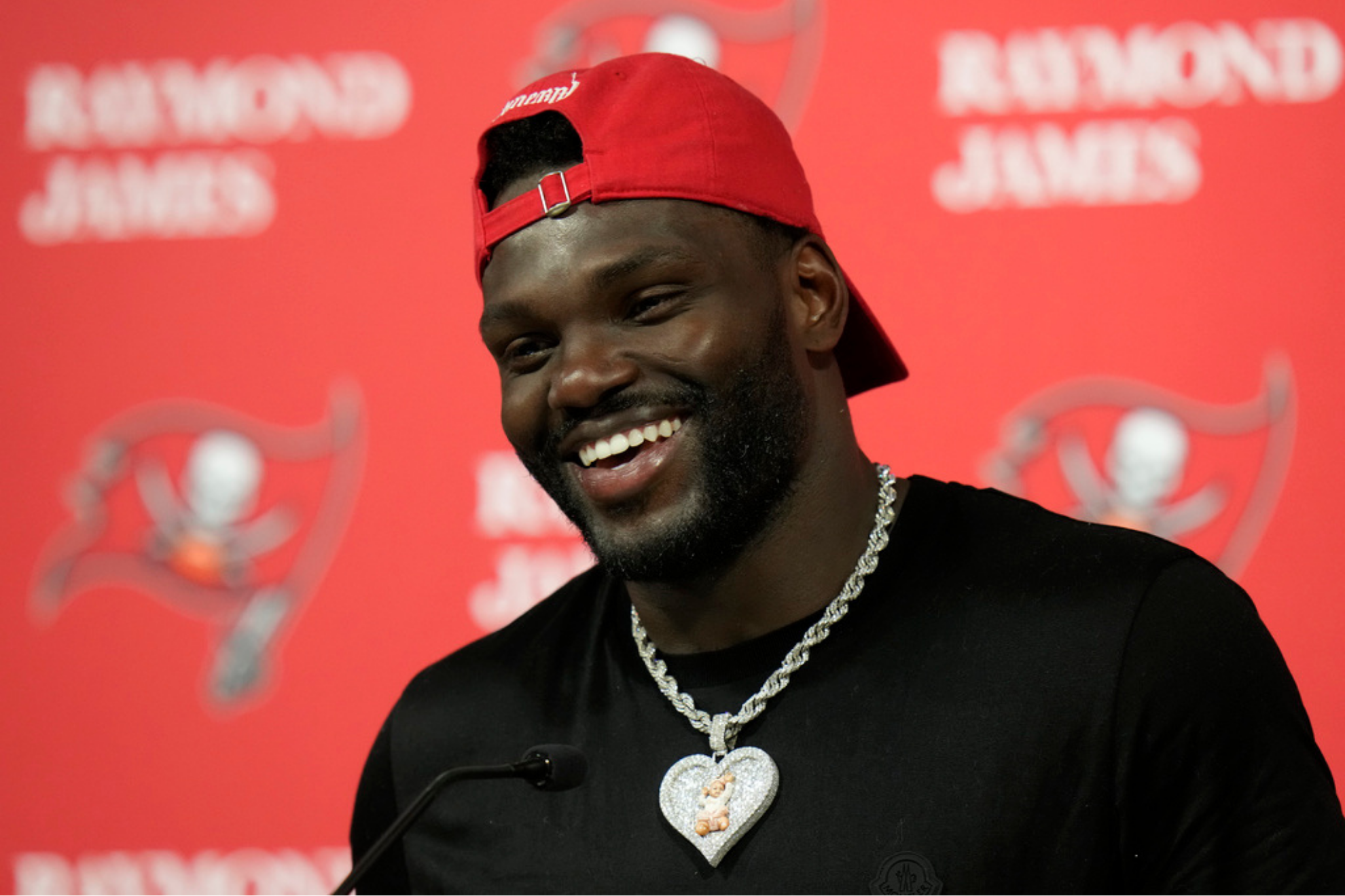 Former Tampa Bay Buccaneers Shaquil Barrett