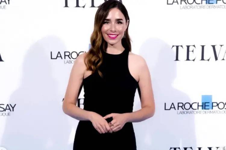 Quién es Candela Serrat, invitada hoy en 'Pasapalabra' e hija de Joan Manuel Serrat