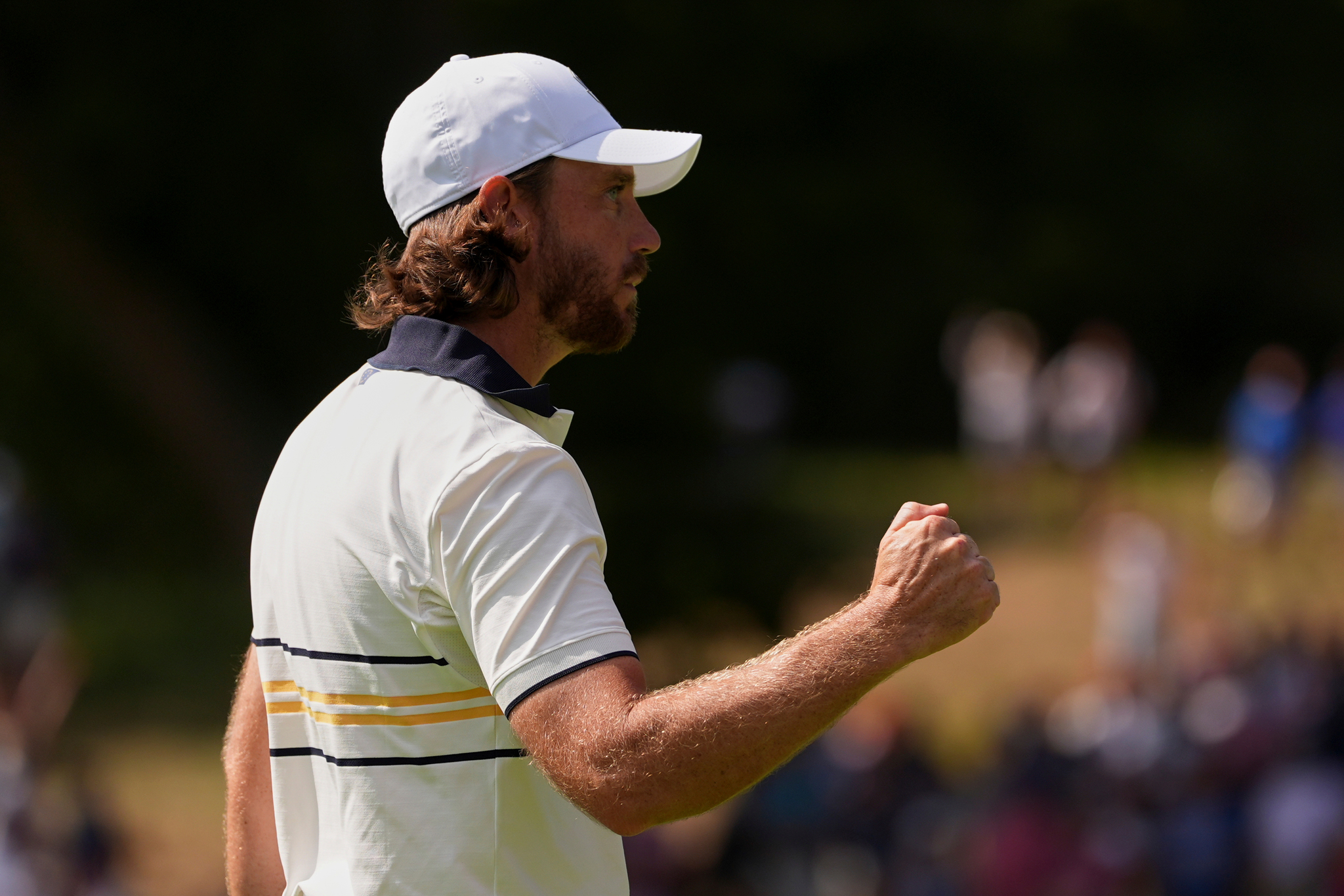 Europes Tommy Fleetwood celebrates after a putt on the second hole during their singles match on the Bethpage Black golf course at the lt;HIT gt;Ryder lt;/HIT gt; Cup golf tournament, Sunday, Sept. 28, 2025, in Farmingdale, N.Y. (AP Photo/Lindsey Wasson)