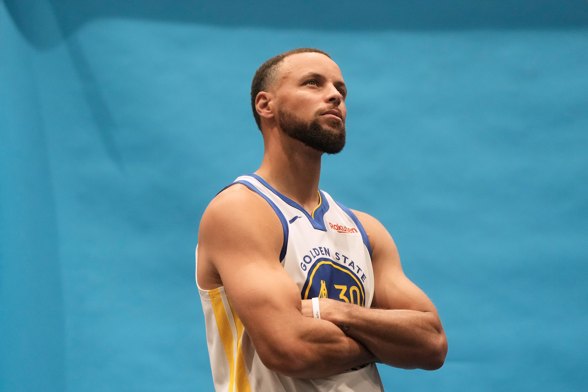 Golden State Warriors guard Stephen Curry poses for photos during the NBA basketball teams media day in San Francisco, Monday, Sept. 29, 2025. (AP Photo/Jeff Chiu)