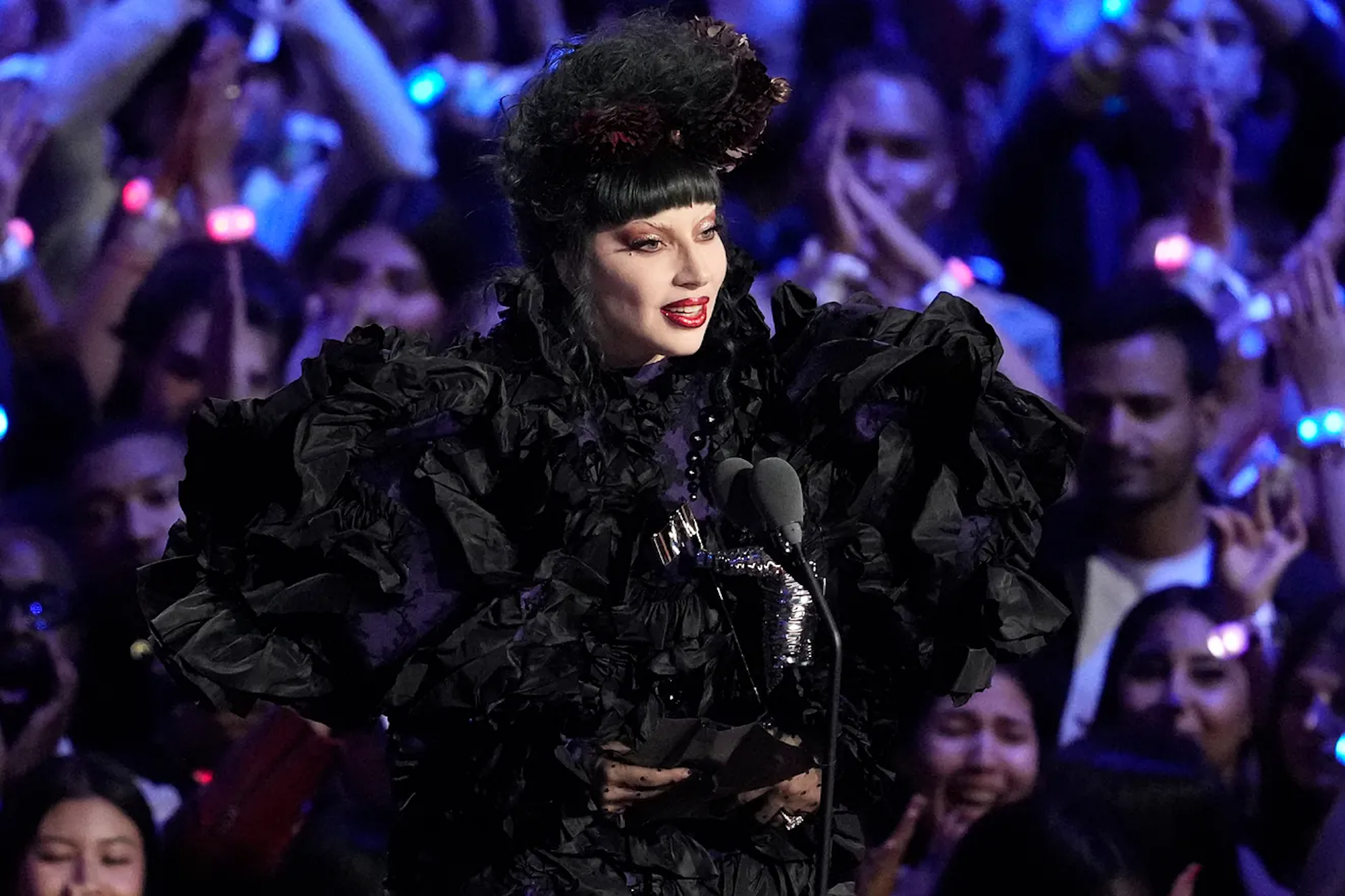 Lady Gagas latest show receives great reviews in the press