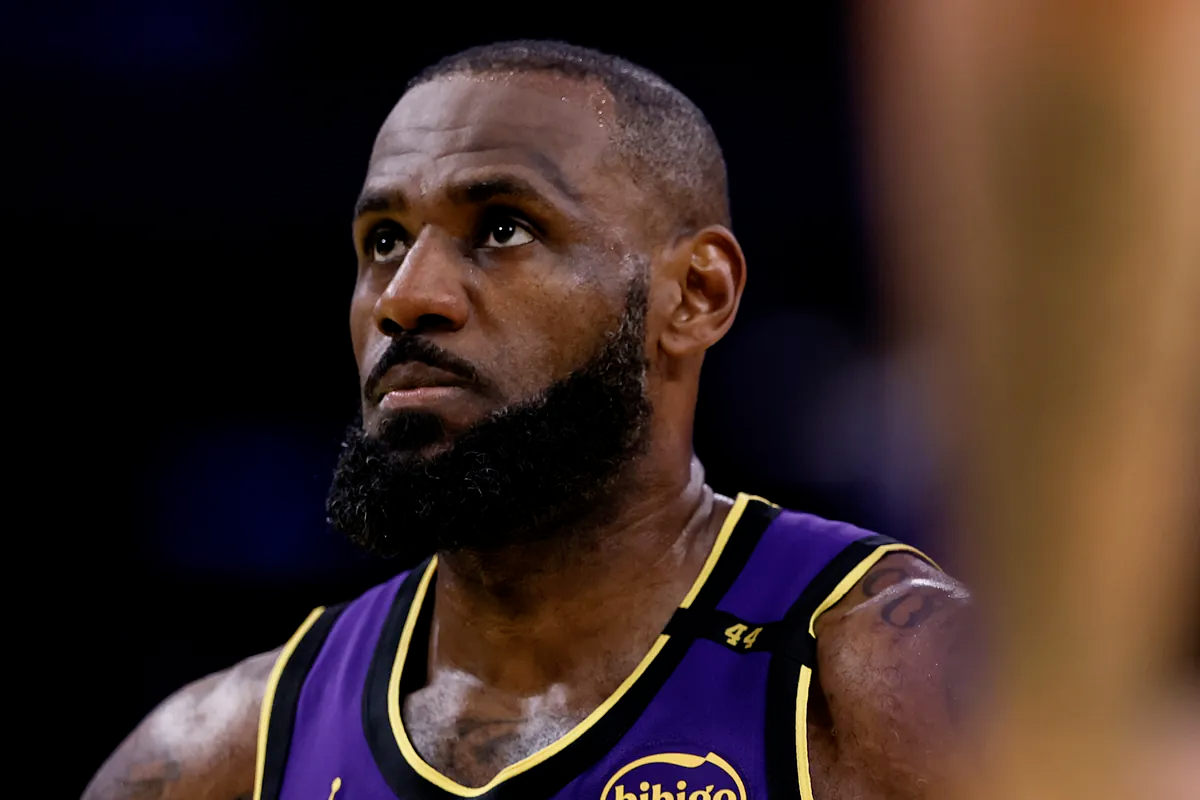 LeBron James to miss preseason: what this means for the Lakers championship hopes