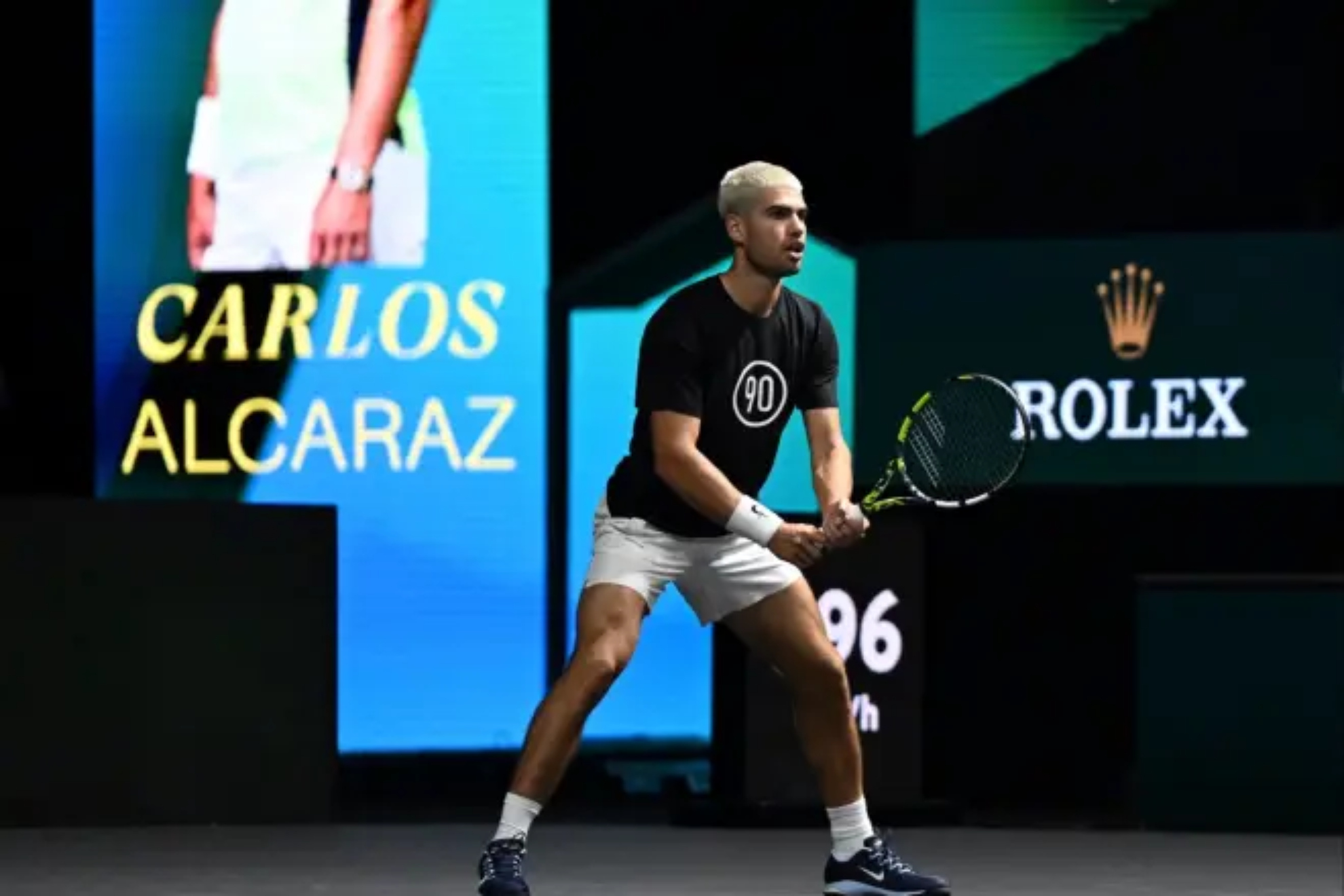 Alcaraz is preparing to subtract in a training session.