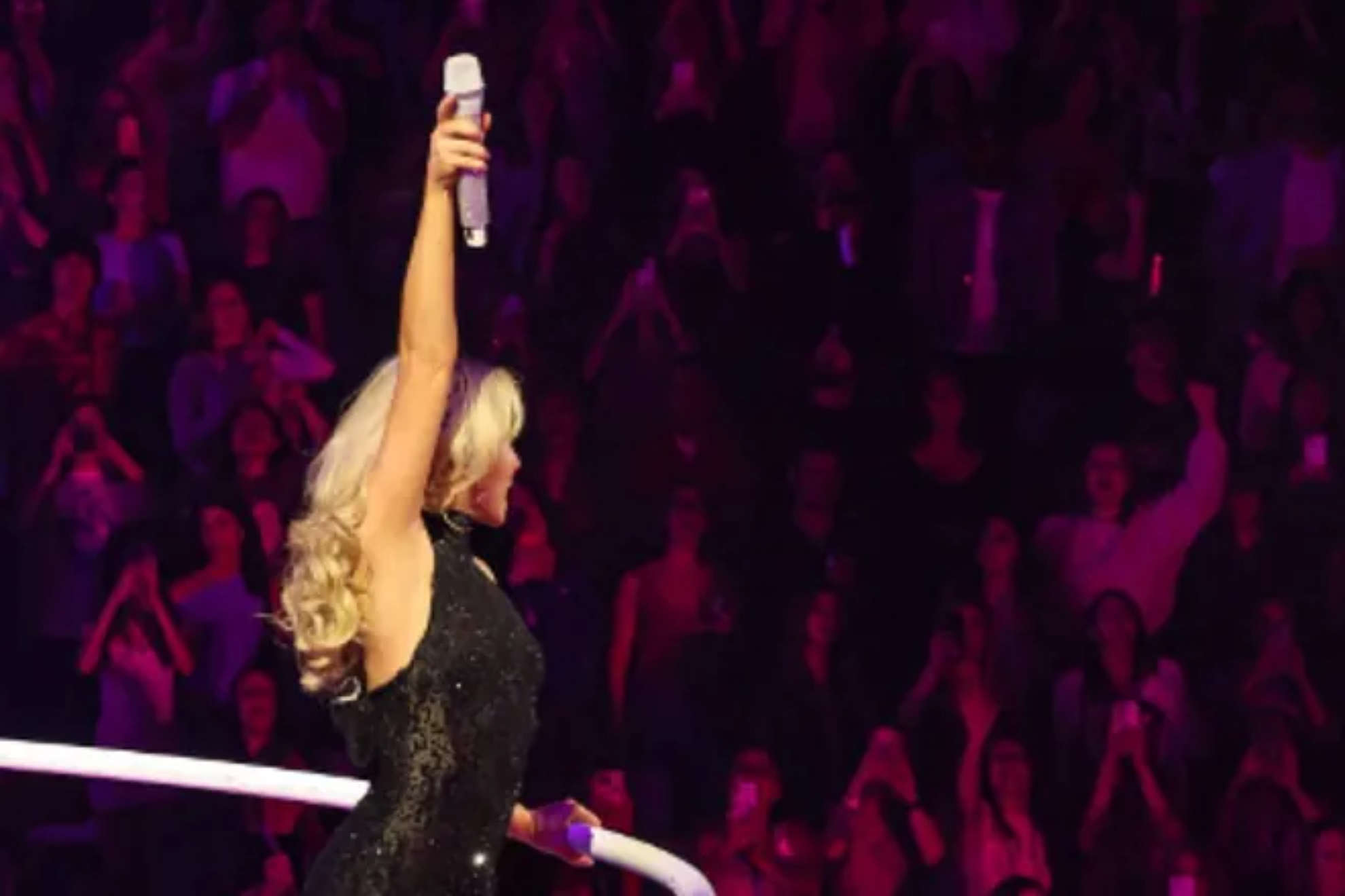 Sabrina Carpenter Instagram.