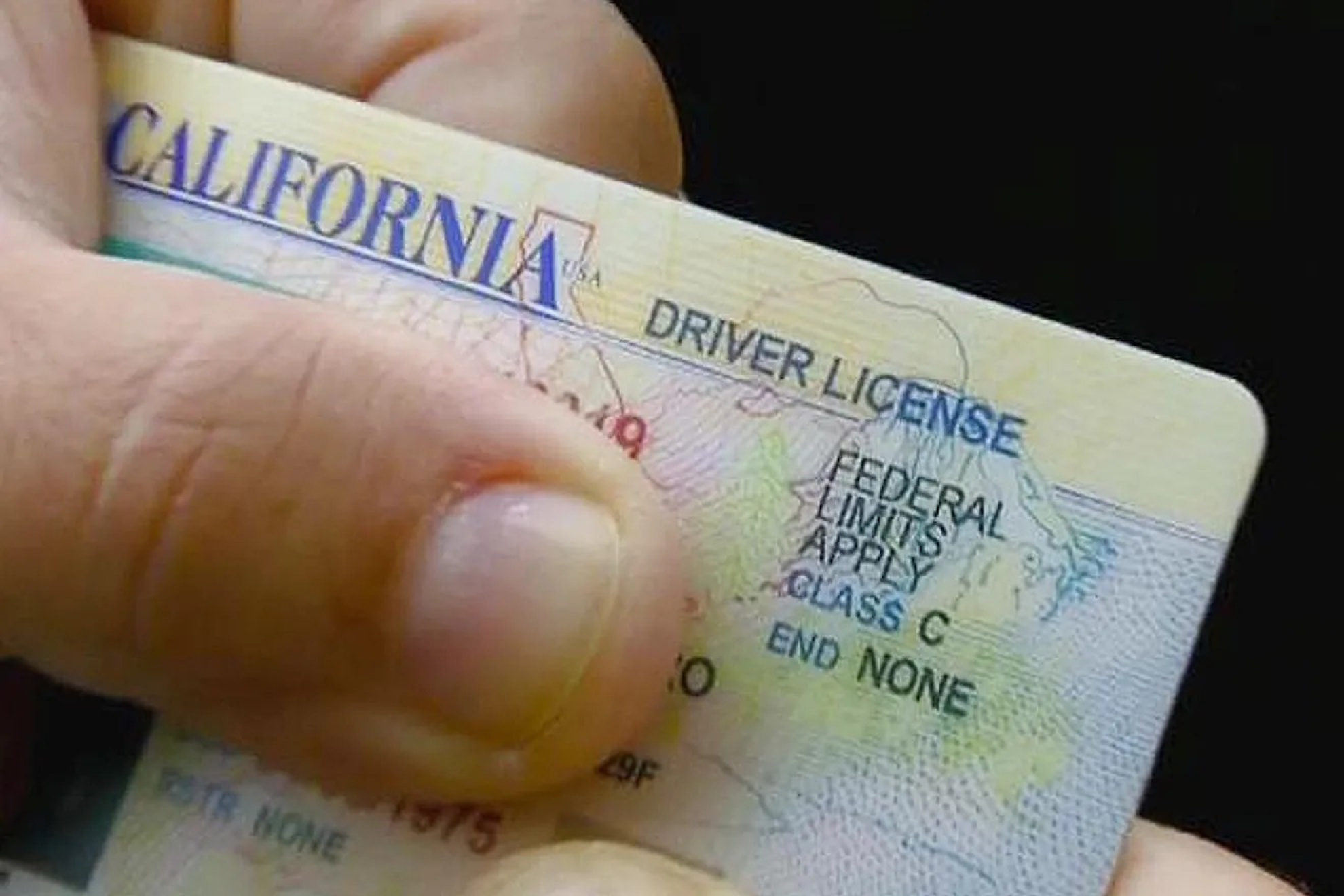 California plans to revoke 17,000 commercial drivers licenses from immigrants: Are you affected?