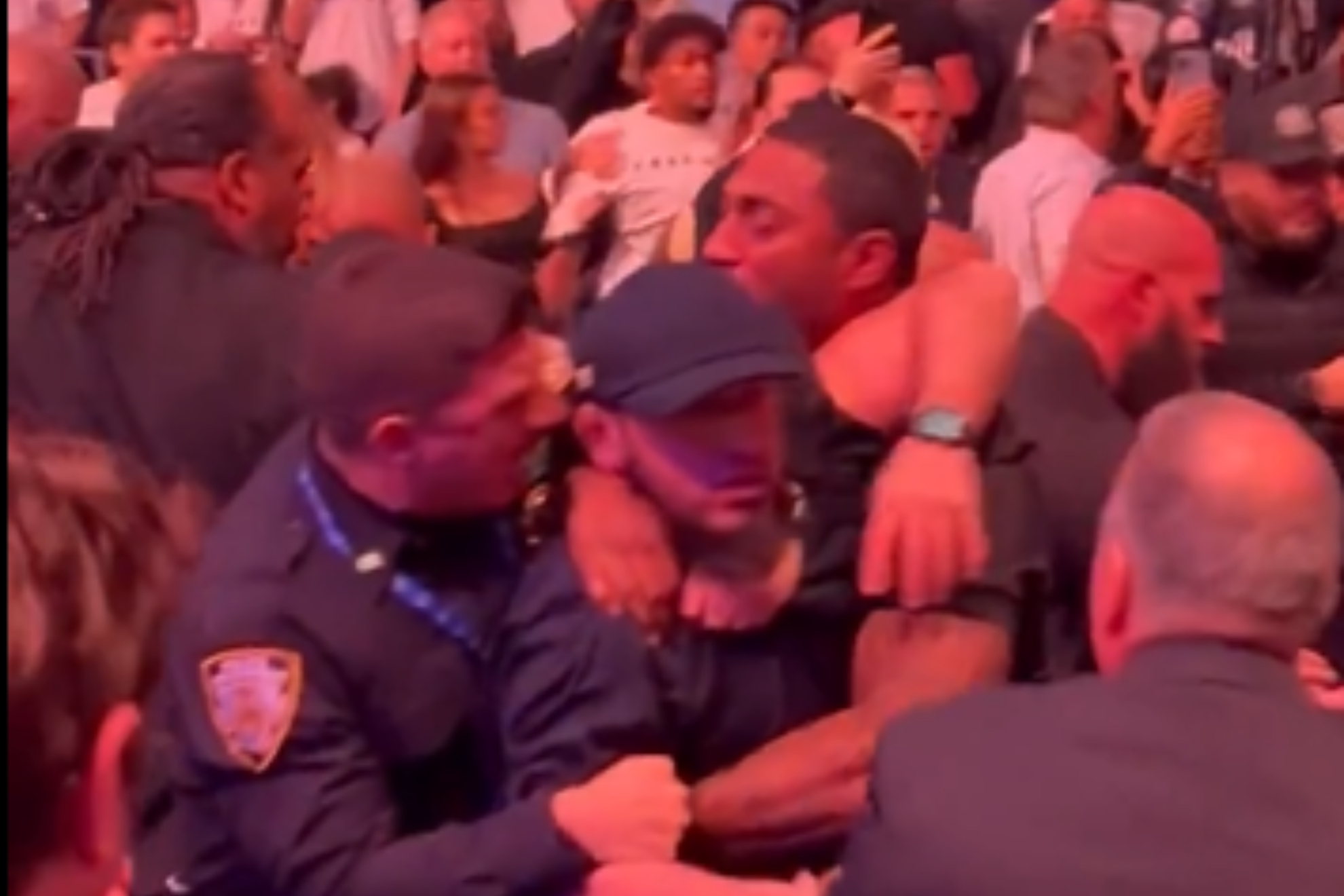 brutal fight between a former McGregor teammate and the Dagestani clan.