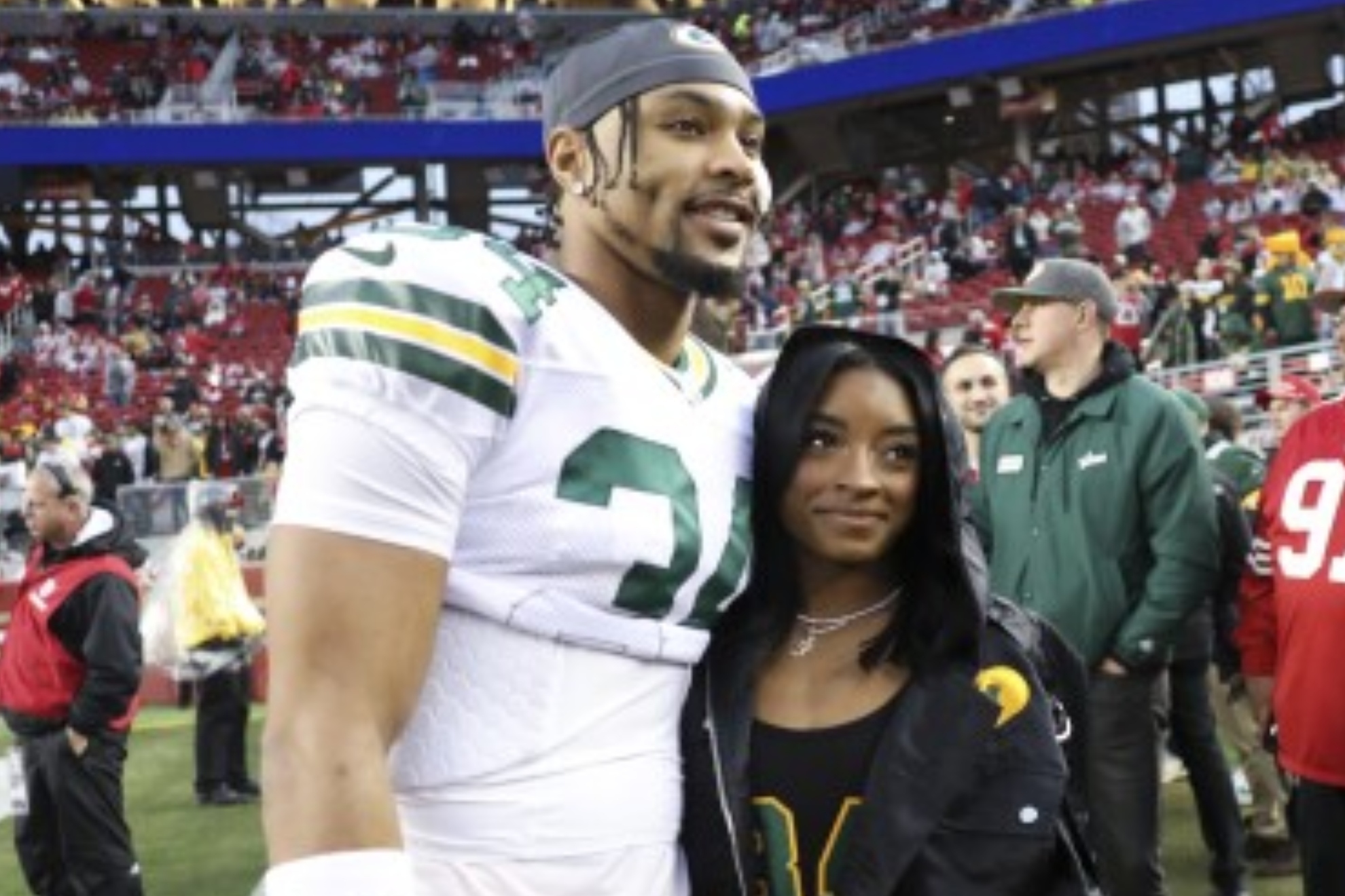 Jonathan Owens and Simone Biles