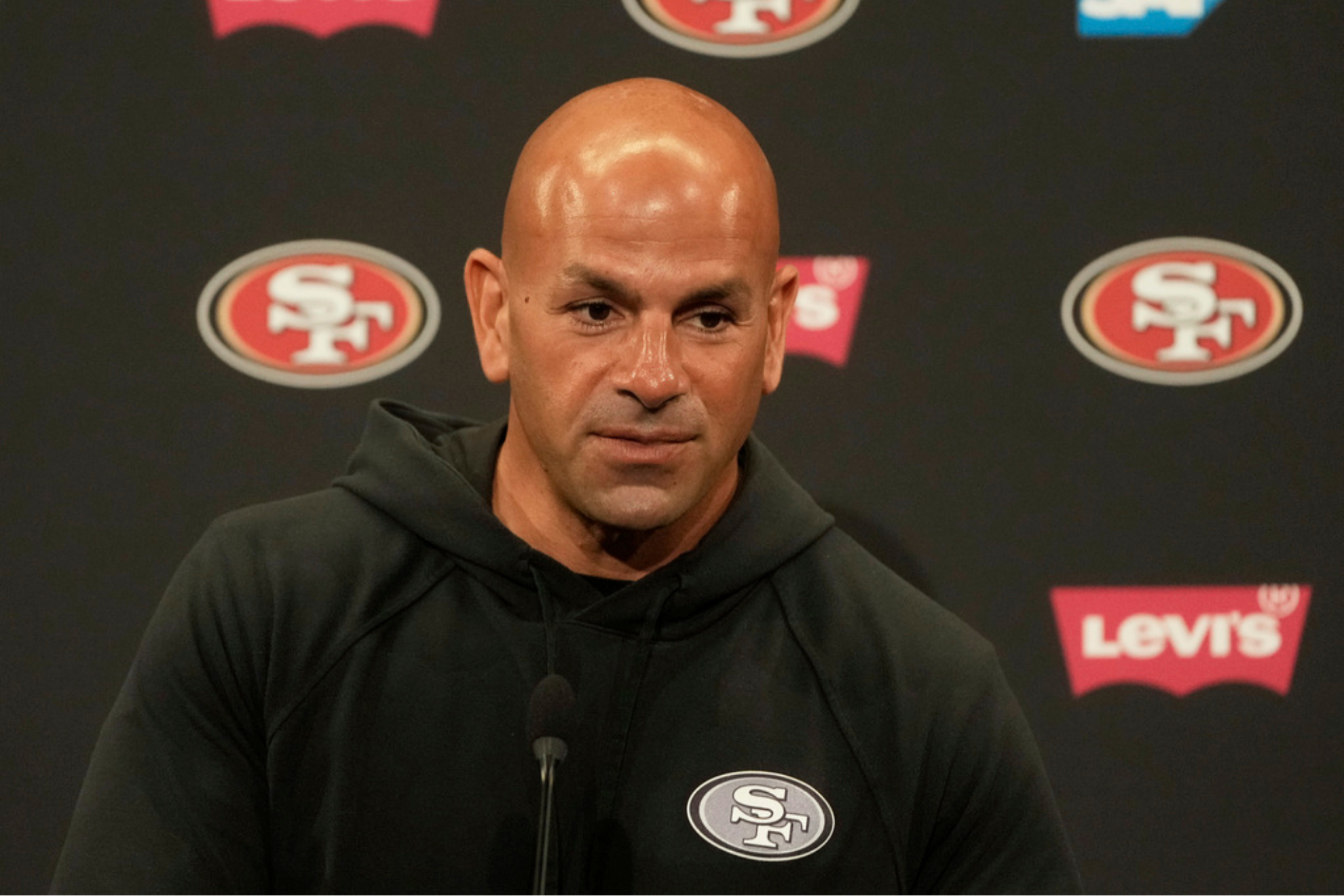 San Francisco 49ers defensive coordinator Robert Saleh