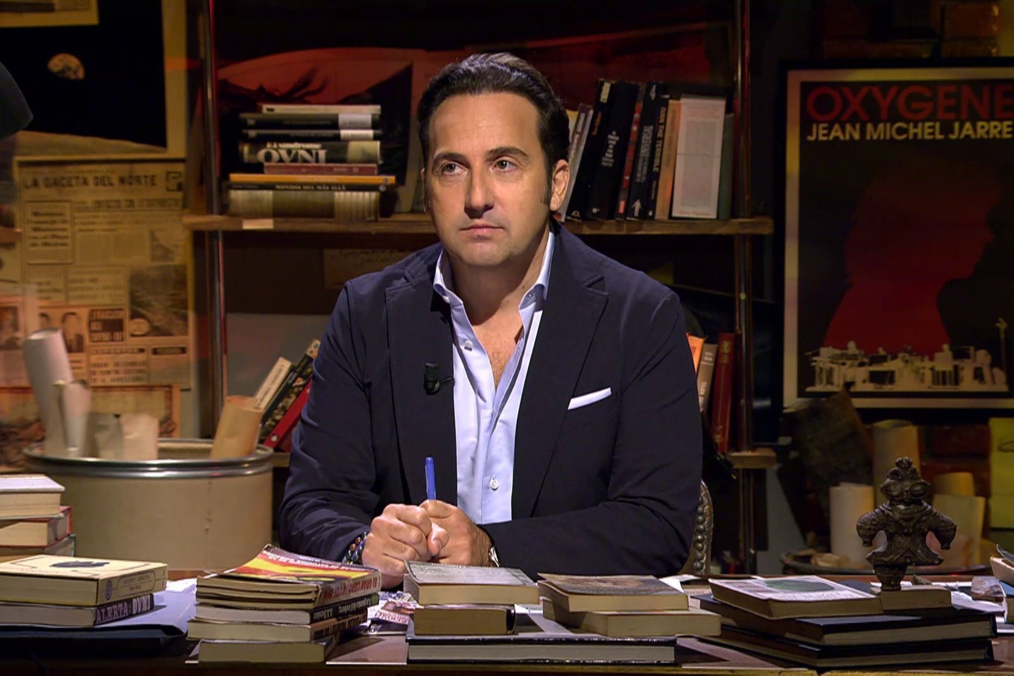 Iker Jiménez alucina con la desclasificación de documentos de Trump relativos a los OVNIs: "Es solo la punta del iceberg"