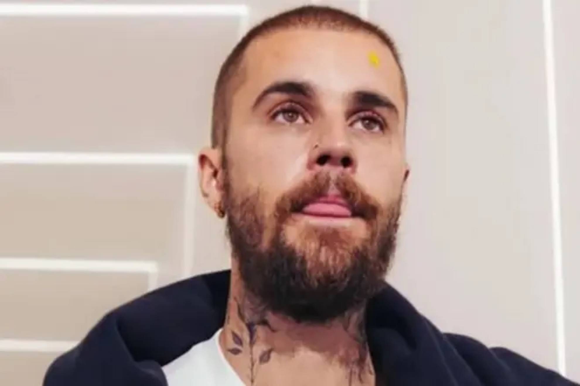 Justin Bieber caught urinating in public while playing golf: could be charged with a misdemeanor