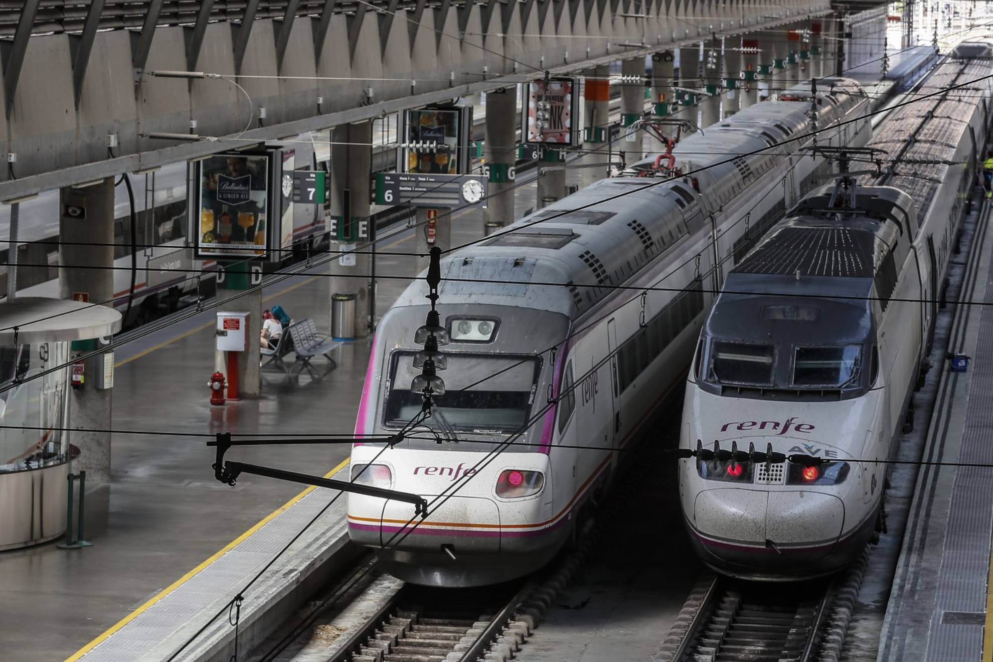 Si viajas en Renfe, debes estar atento a la huelga de este lunes 29: así te puede afectar la interrupción de los servicios de 320 trenes