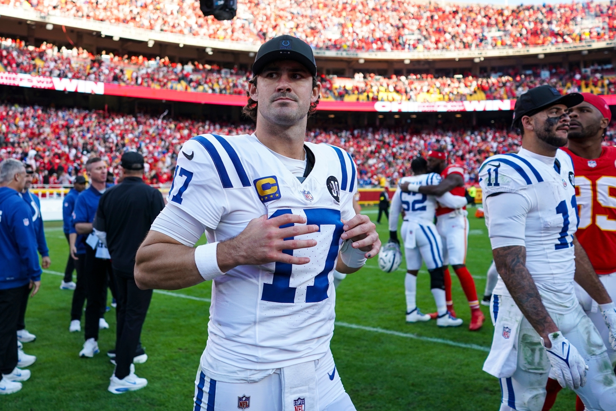 Colts Daniel Jones set to play on a broken leg and the NFL cant believe it